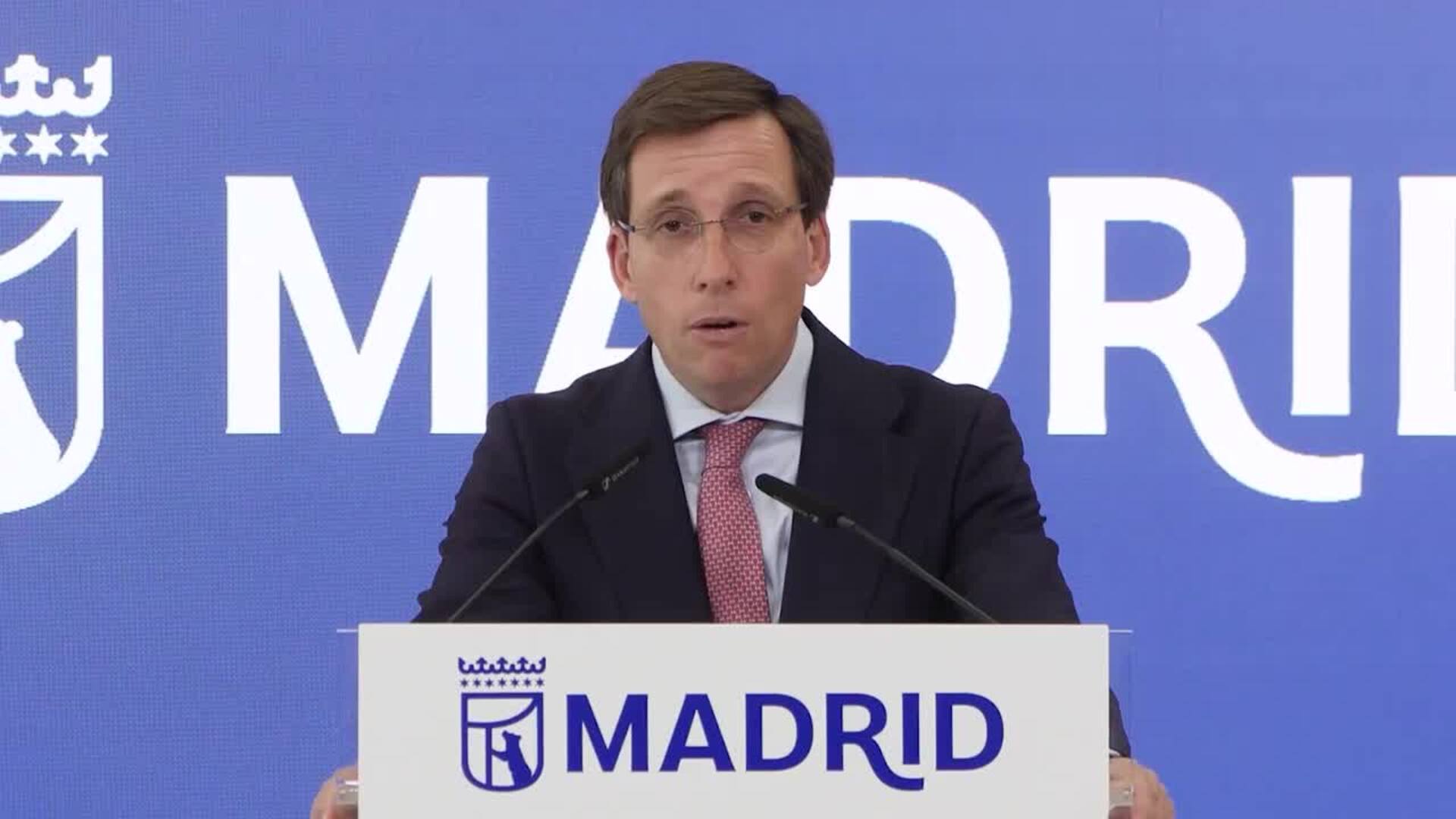 Almeida describe a Zapatero como el "primer expresidente imputado por corrupción"