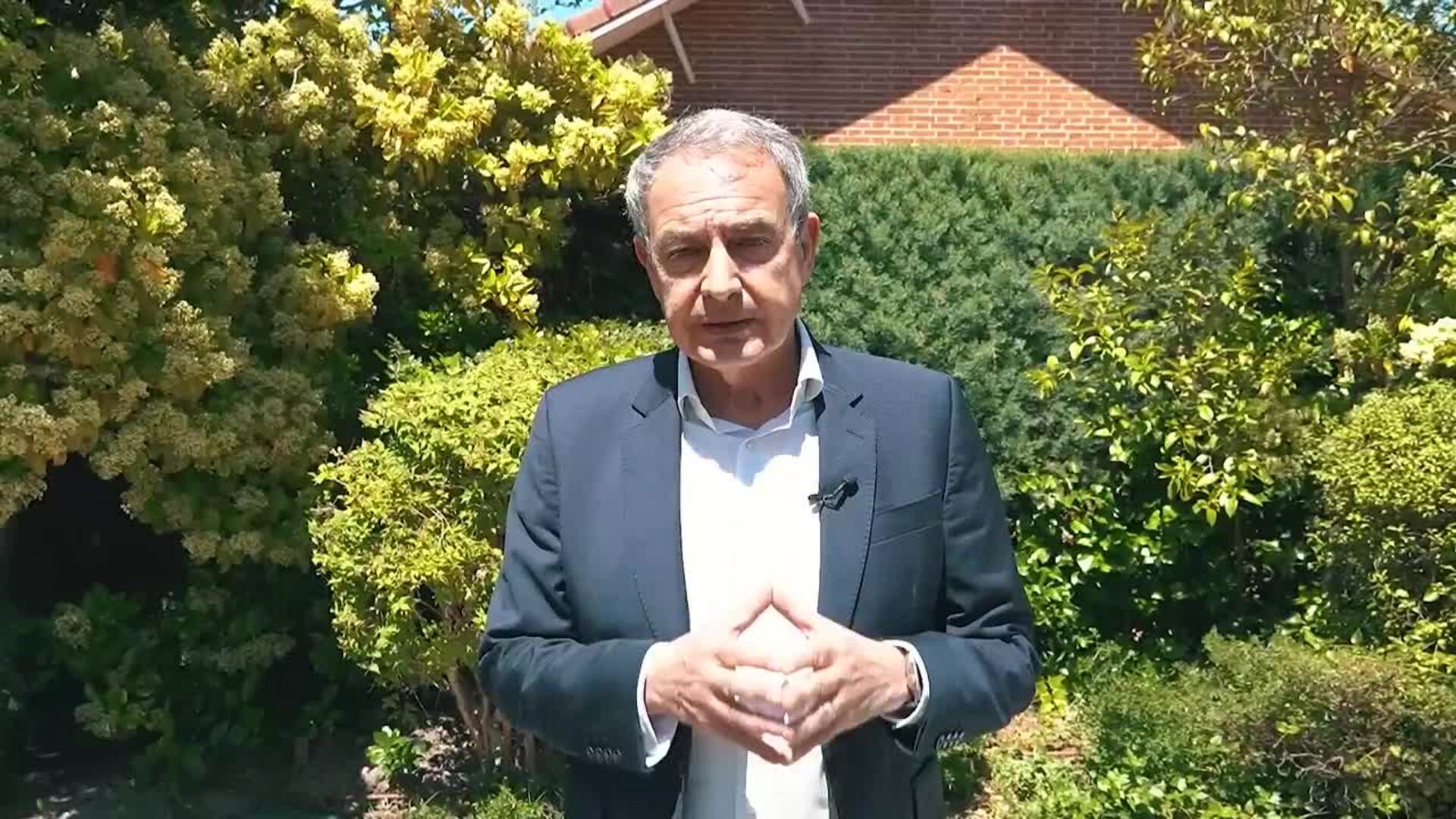 Zapatero dice que sus actividades son legales y niega gestiones para el rescate de 'Plus Ultra'