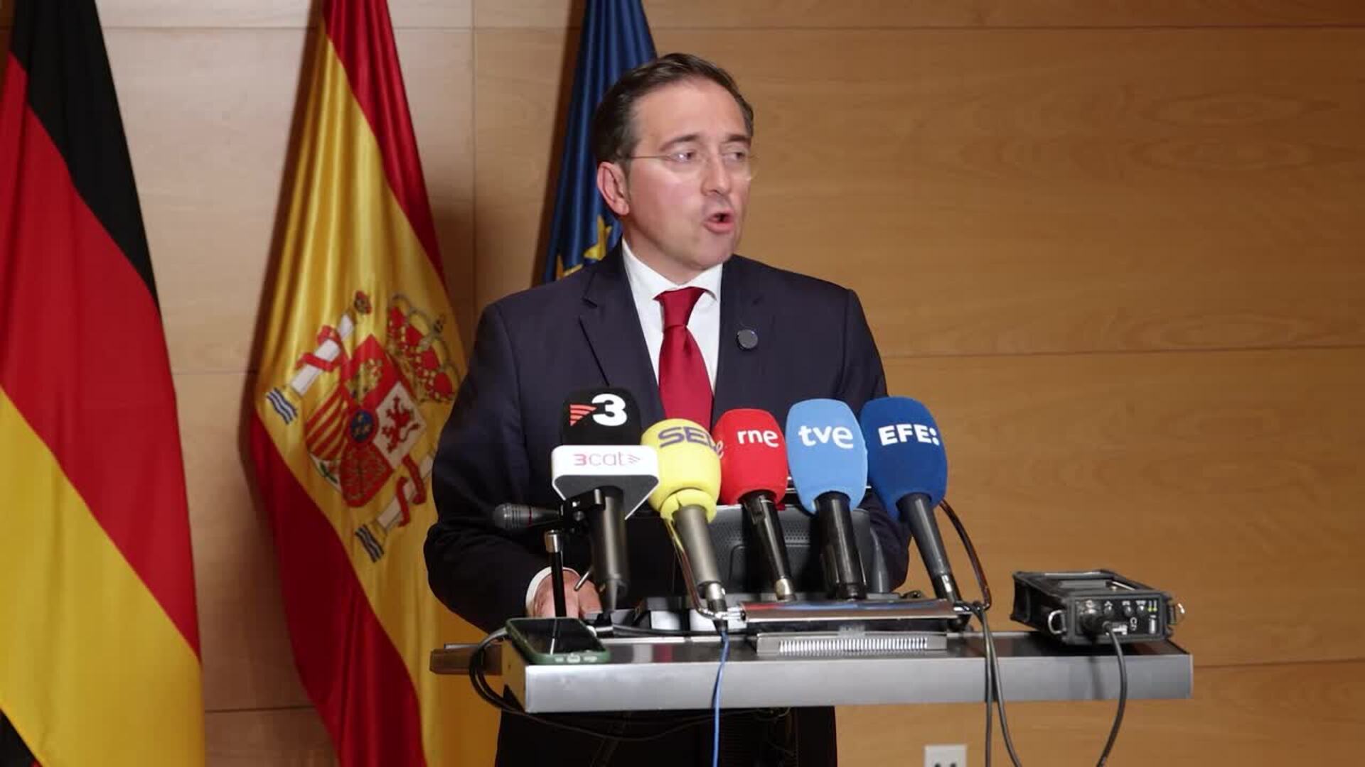 Albares ve "monstruoso" el trato de Ben Gvir a los detenidos de la flotilla y exige "disculpas"