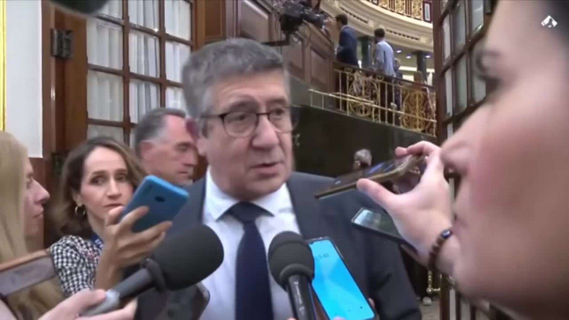 Patxi López asegura que seguirá apoyando a Zapatero
