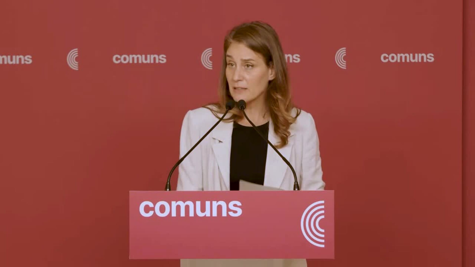 Comuns celebran el acuerdo "ambicioso" de Presupuestos con un papel central para vivienda