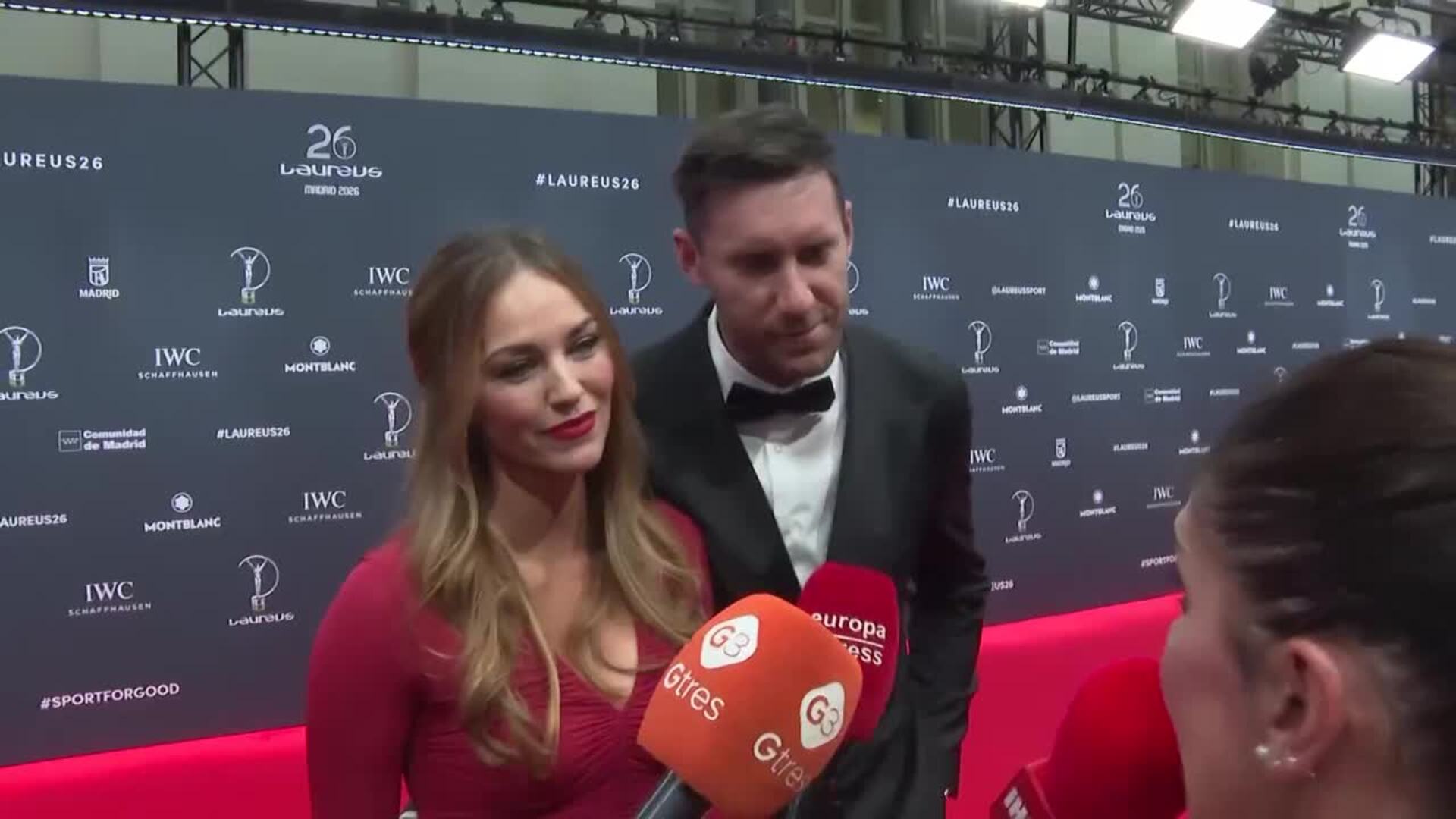 Helen Lindes desvela cómo lleva su maternidad tras convertirse en familia numerosa