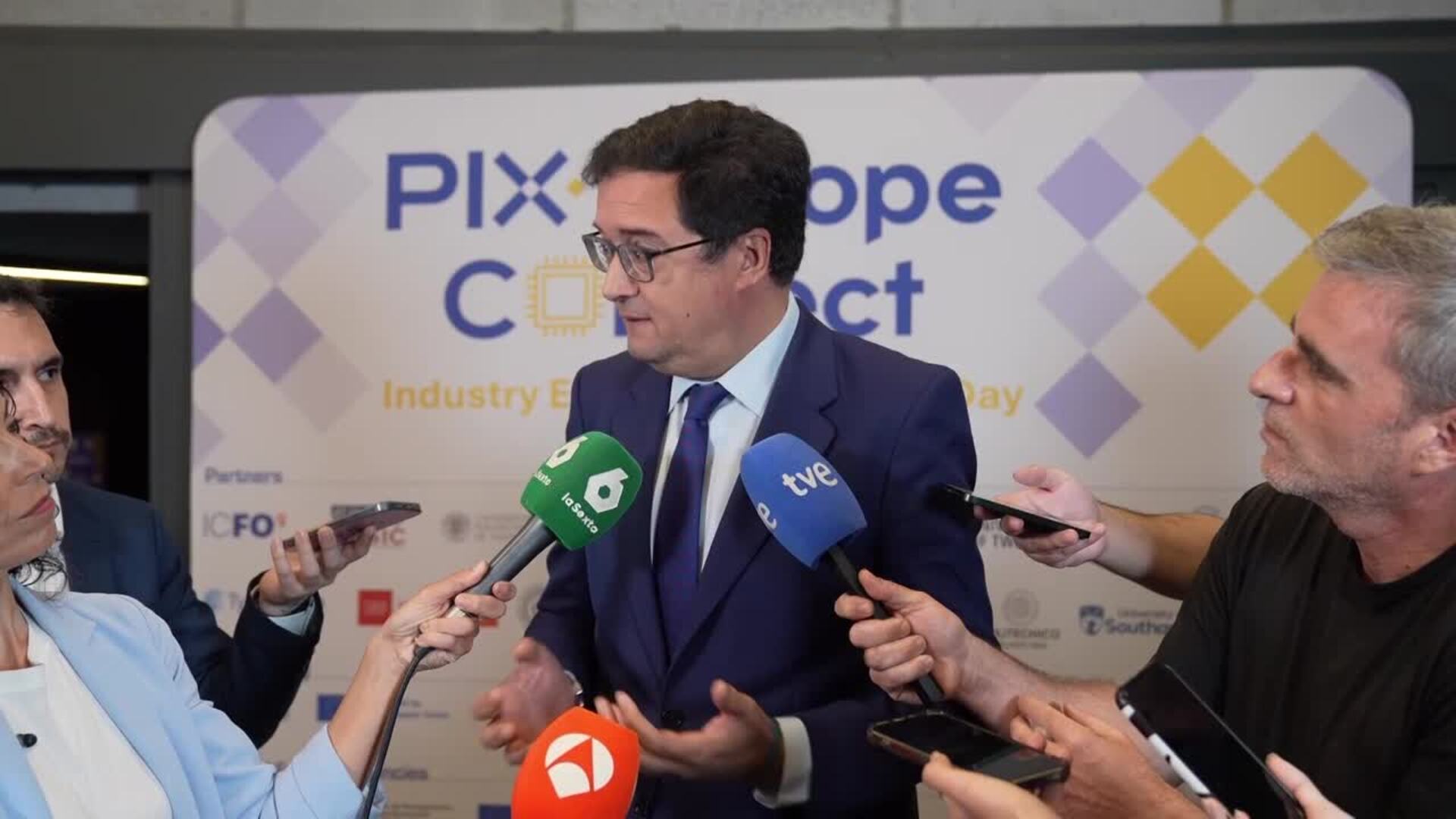 López a Rufián: "Todo el acierto a esa izquierda a la izquierda del PSOE"