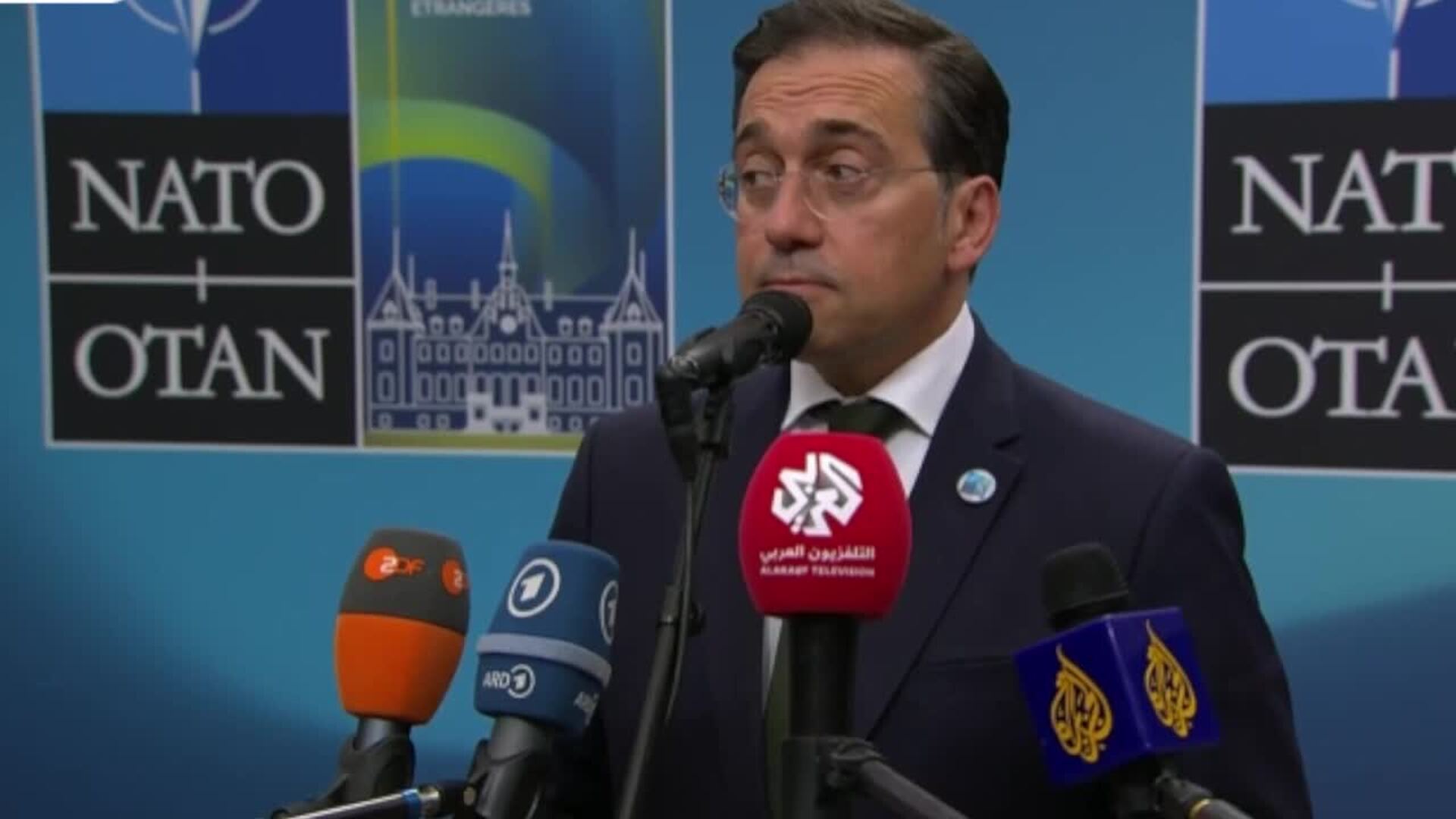 Albares descarta que España pueda ser expulsada de la OTAN