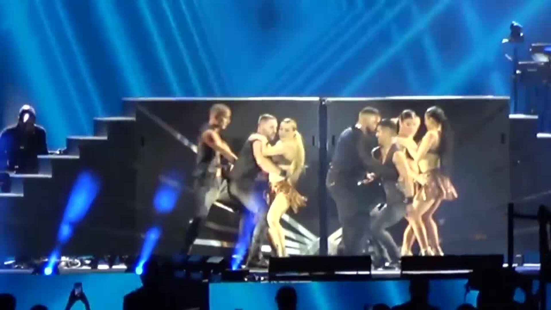 Comunicado de Ricky Martin tras el lanzamiento de gas lacrimógeno en un concierto