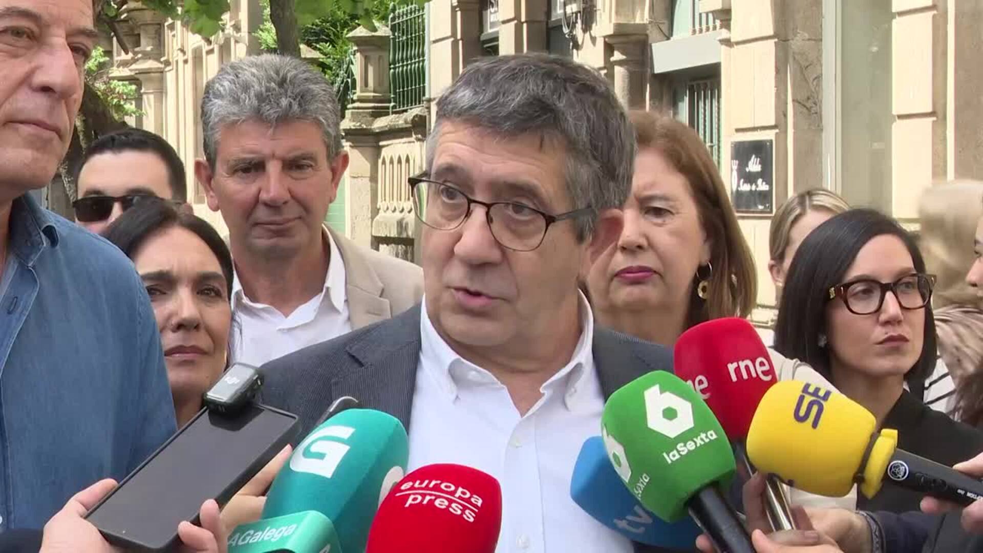 Patxi López, "totalmente convencido" de que Zapatero "no se ha corrompido"