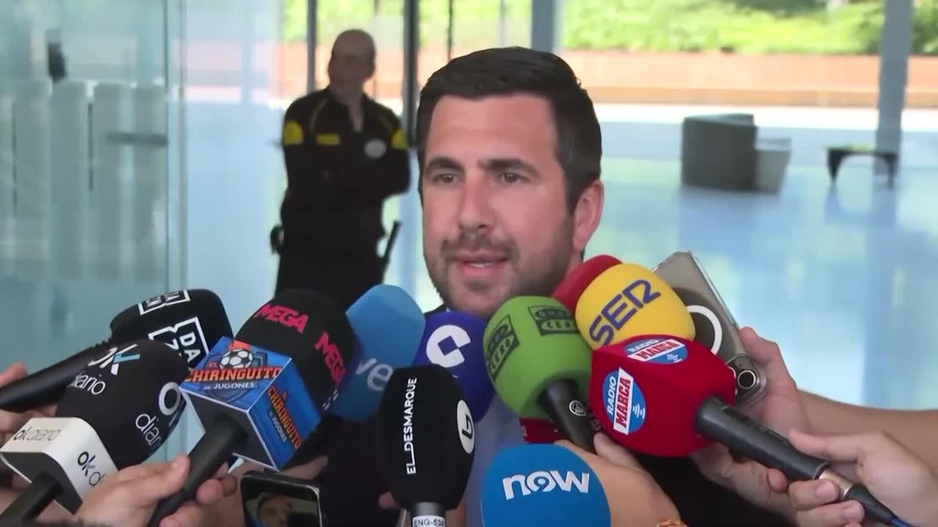 Enrique Riquelme presenta su candidatura a las elecciones del Real Madrid