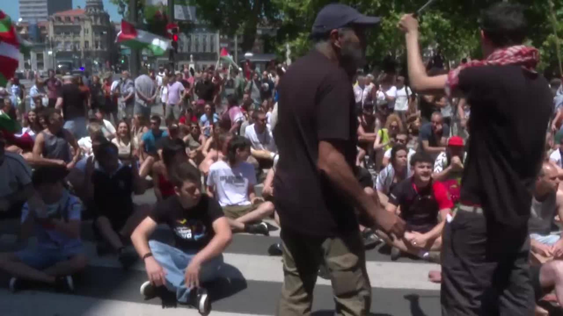 Cientos de personas denuncian en Bilbao una Ertzaintza “cómplice del sionismo”