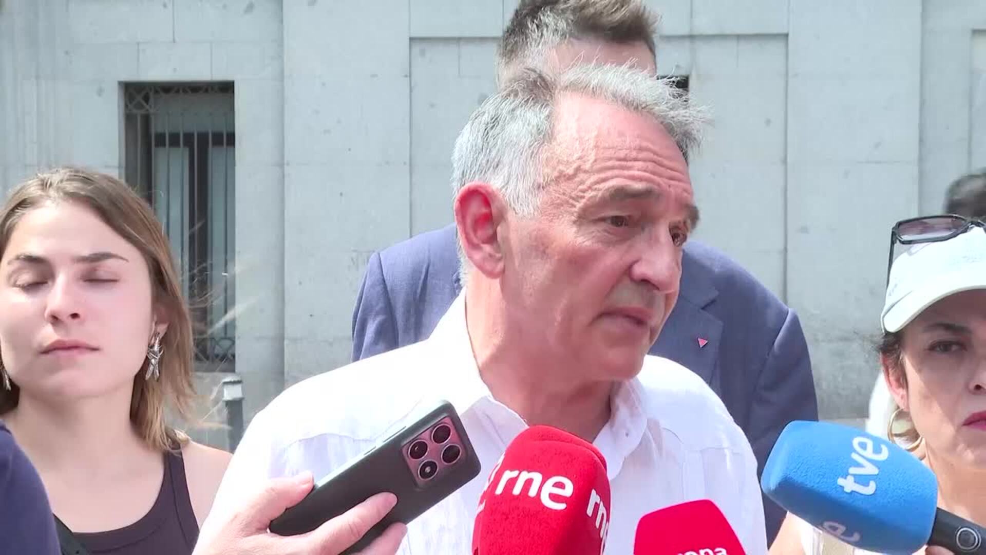 Enrique Santiago (Sumar) tacha de "catastrófico" el caso Zapatero