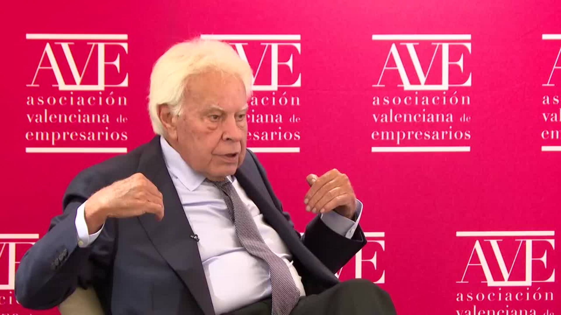 Felipe González defiende que debería haber elecciones "este año"