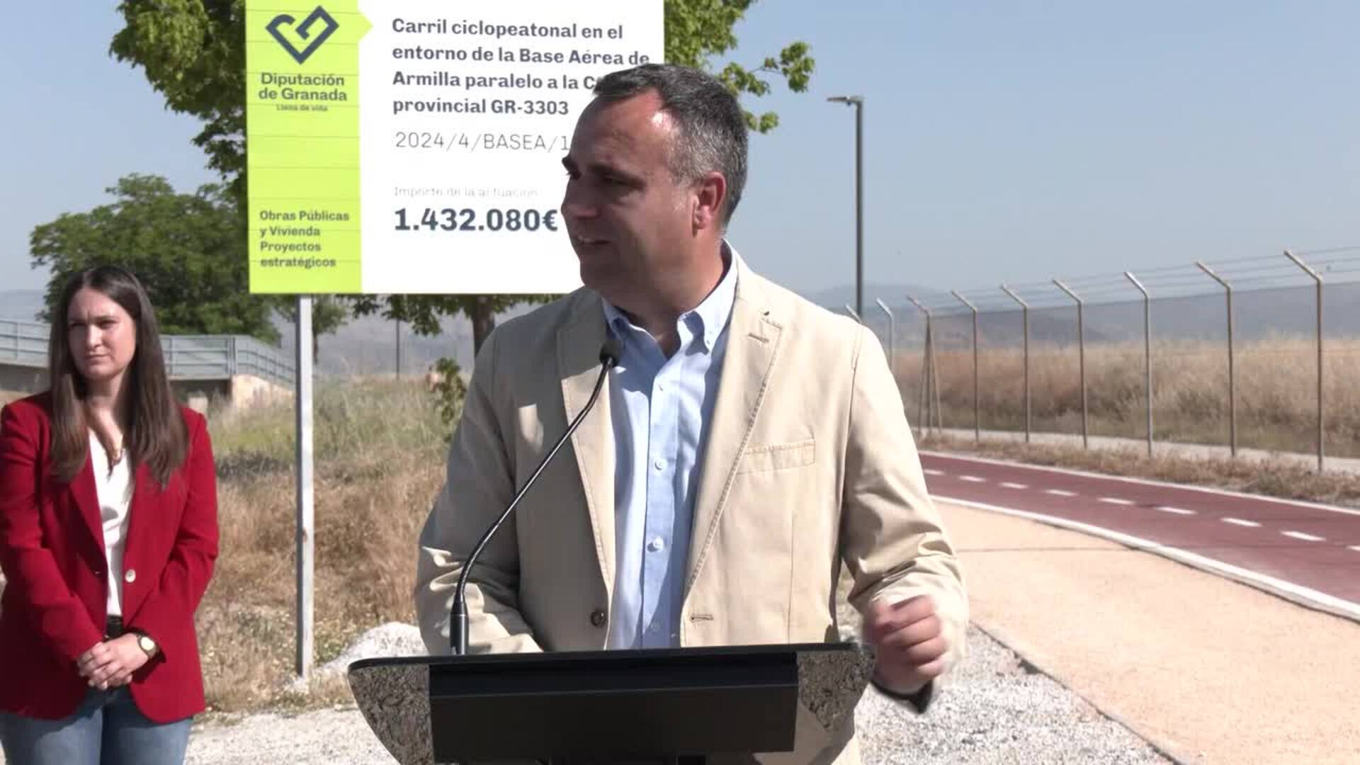 Inaugurado el paseo ciclopeatonal que une Ogíjares y Las Gabias junto a la base aérea.