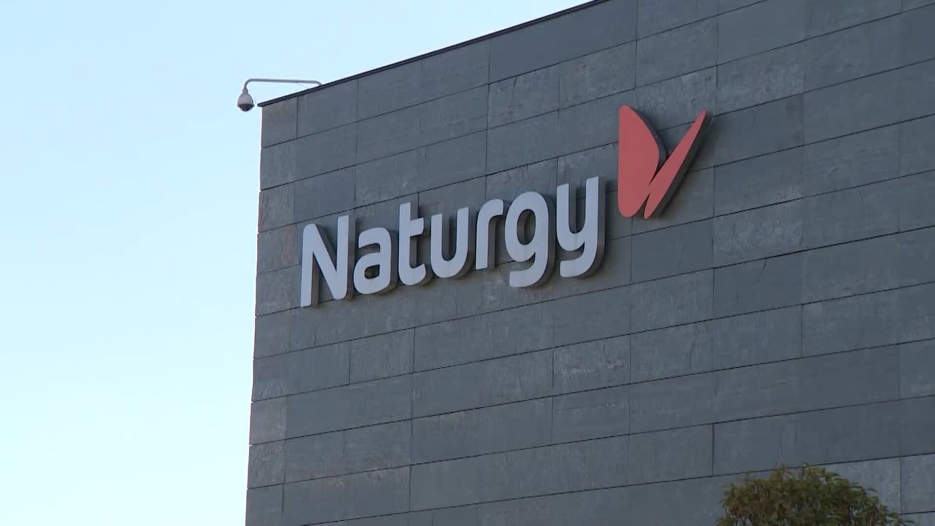 CVC pone a la venta su 13,8% en Naturgy y enfila su salida del capital de la energética
