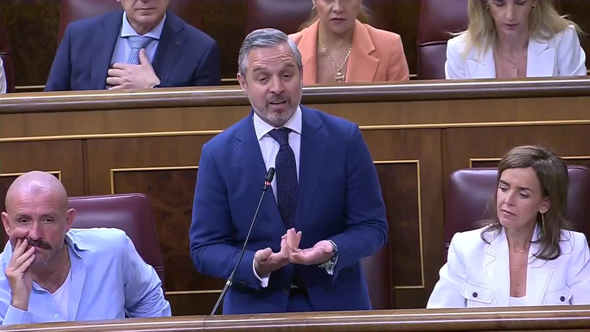 Carlos Cuerpo presume de la gestión de fondos UE y el PP le acusa de malgastarlos