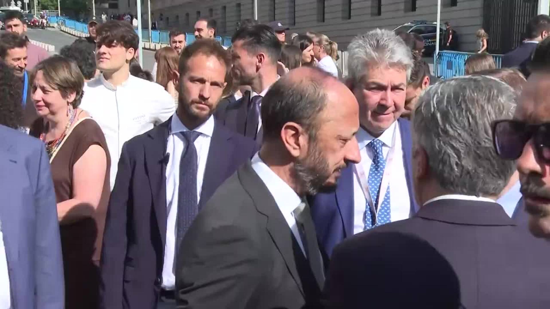 Los diputados desalojan el Palacio del Congreso en un simulacro de emergencia