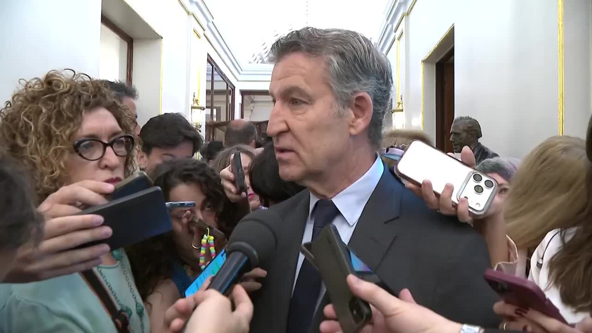 Feijóo urge a Sánchez a convocar ya elecciones y le recuerda los mandamientos "no robarás"