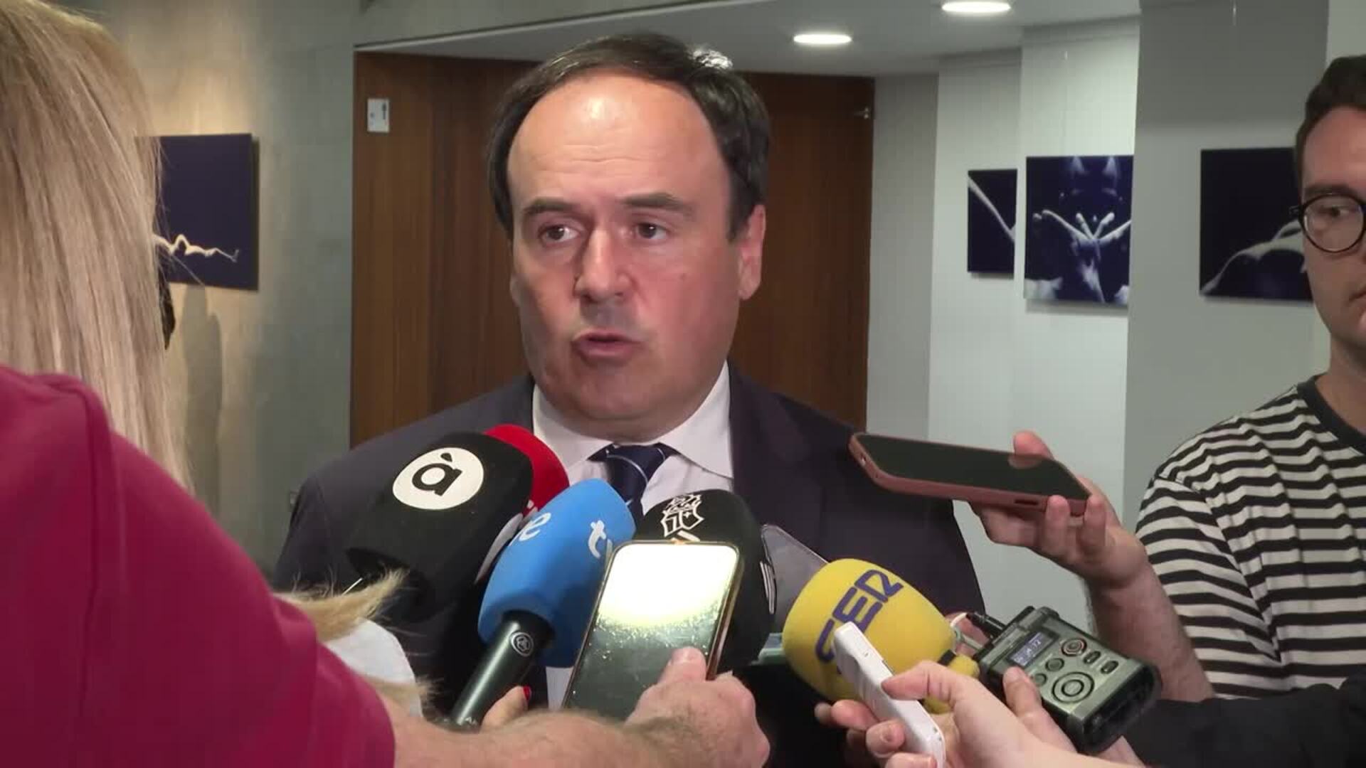 Llorca ve con "hastío" la situación del PSOE aunque pide "dejar trabajar a la justicia"