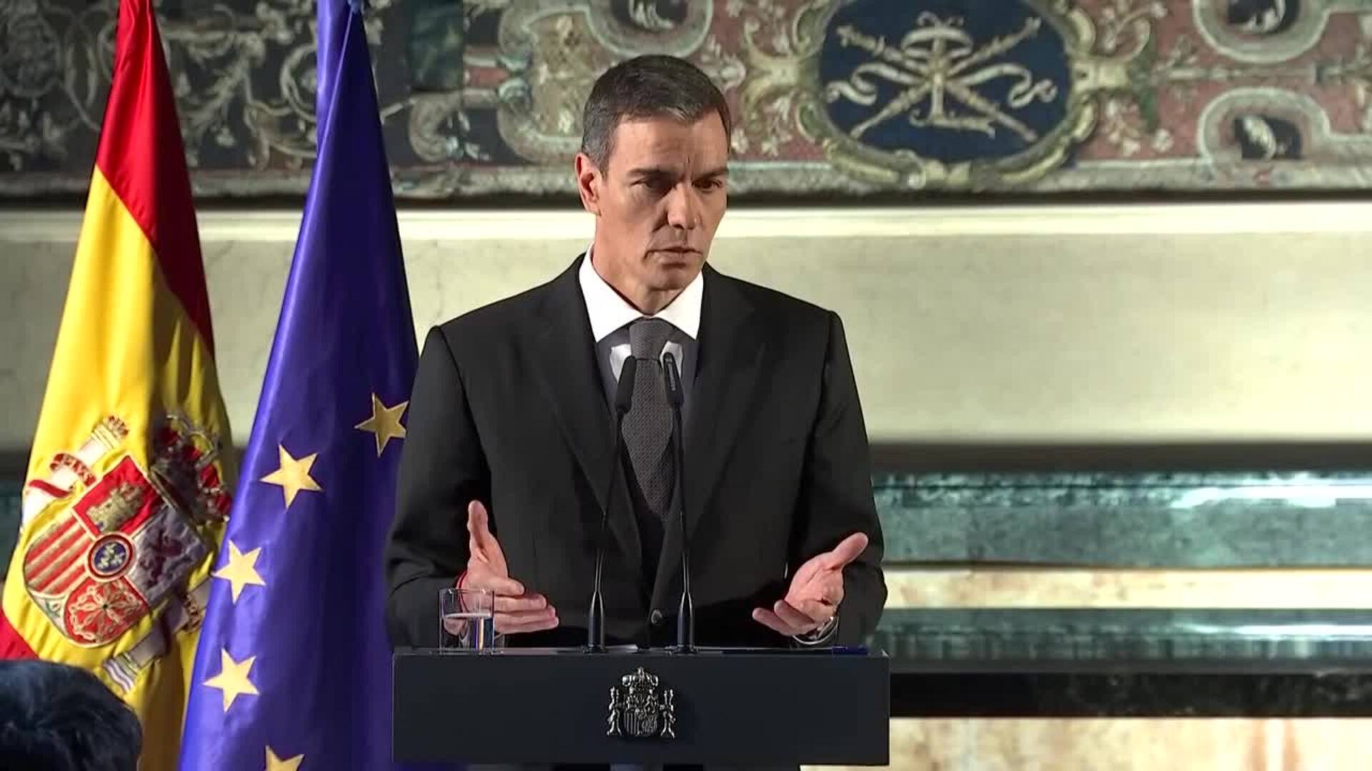 Sánchez se reafirma en su respaldo a Zapatero tras conocer el auto del juez: "Todo mi apoyo"