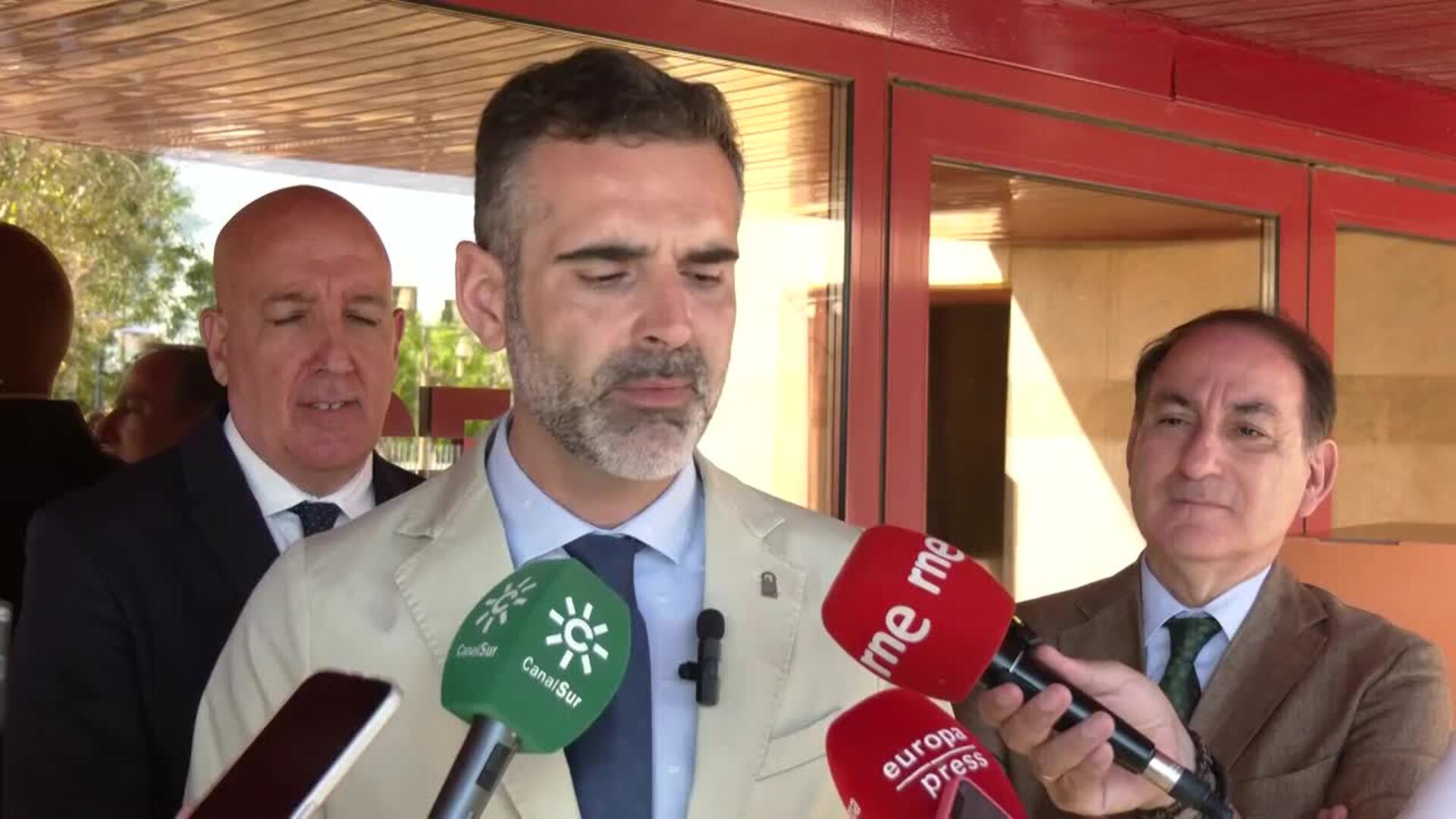 Fernández-Pacheco destaca la economía azul como "una gran oportunidad de futuro para Andalucía"
