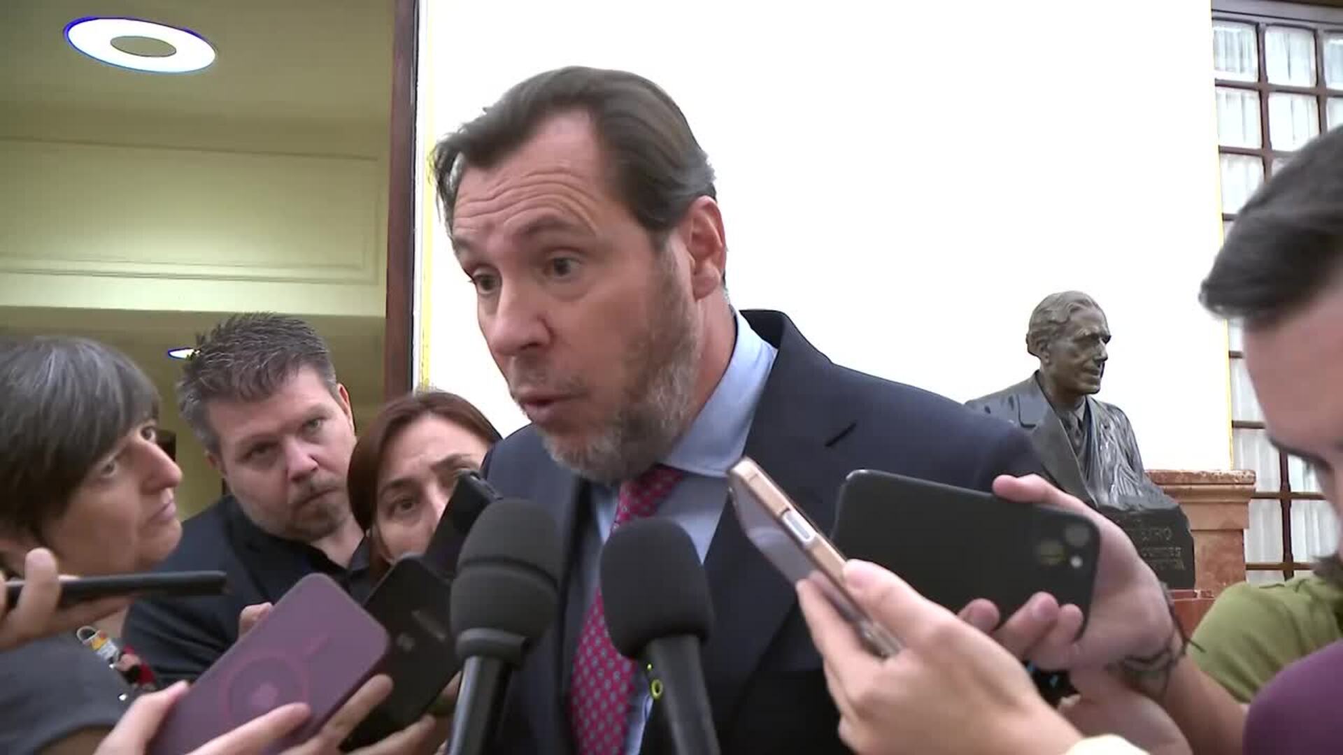 Puente pide dejar trabajar a la Justicia, pero ve un intento de "derribar" al Gobierno