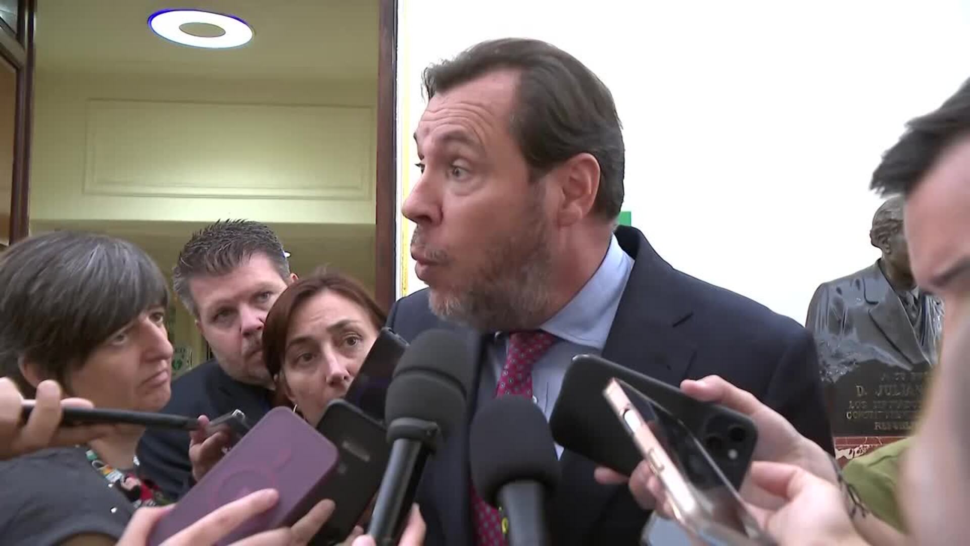 Puente ve a Zapatero como un "particular" sin obligaciones de cargo público