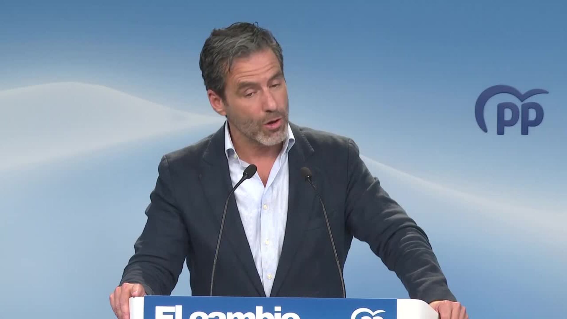 El PP ve "vergonzoso" el intento de "rebajar el nivel de exigencia" de Zapatero