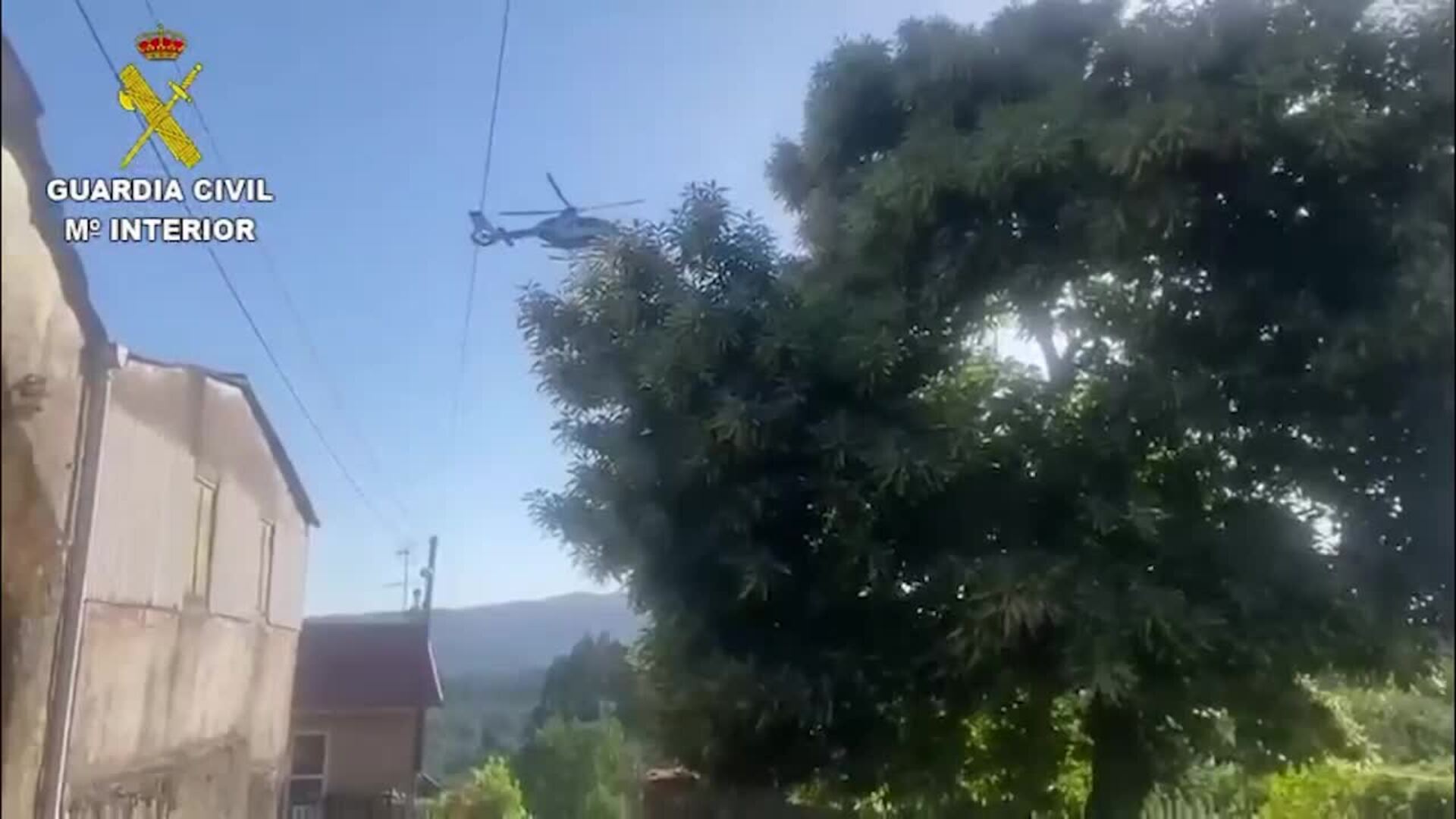 Buscan a un hombre que agredió a su expareja y escapó con su bebé, hallado en Ponte Caldelas