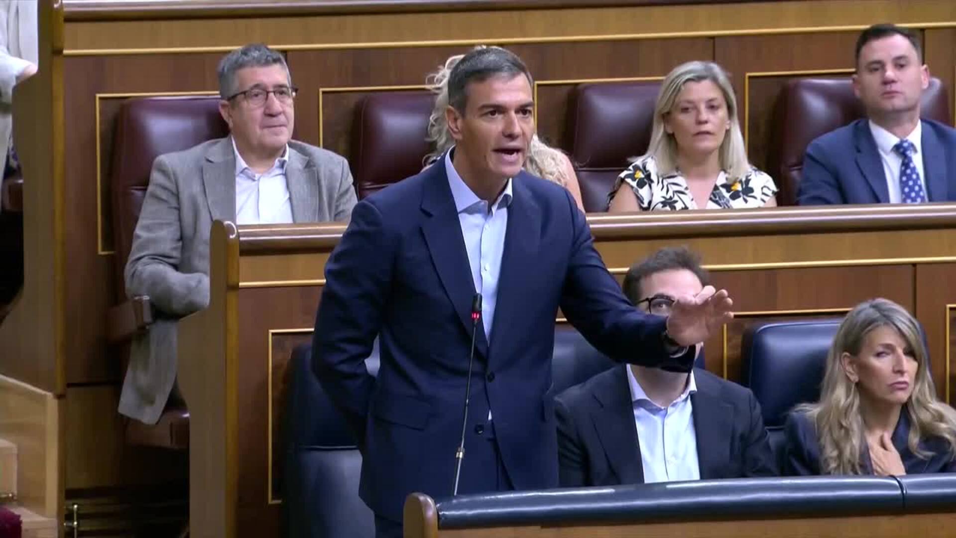 La citación de Zapatero y la petición de elecciones generales centran el debate en el Congreso