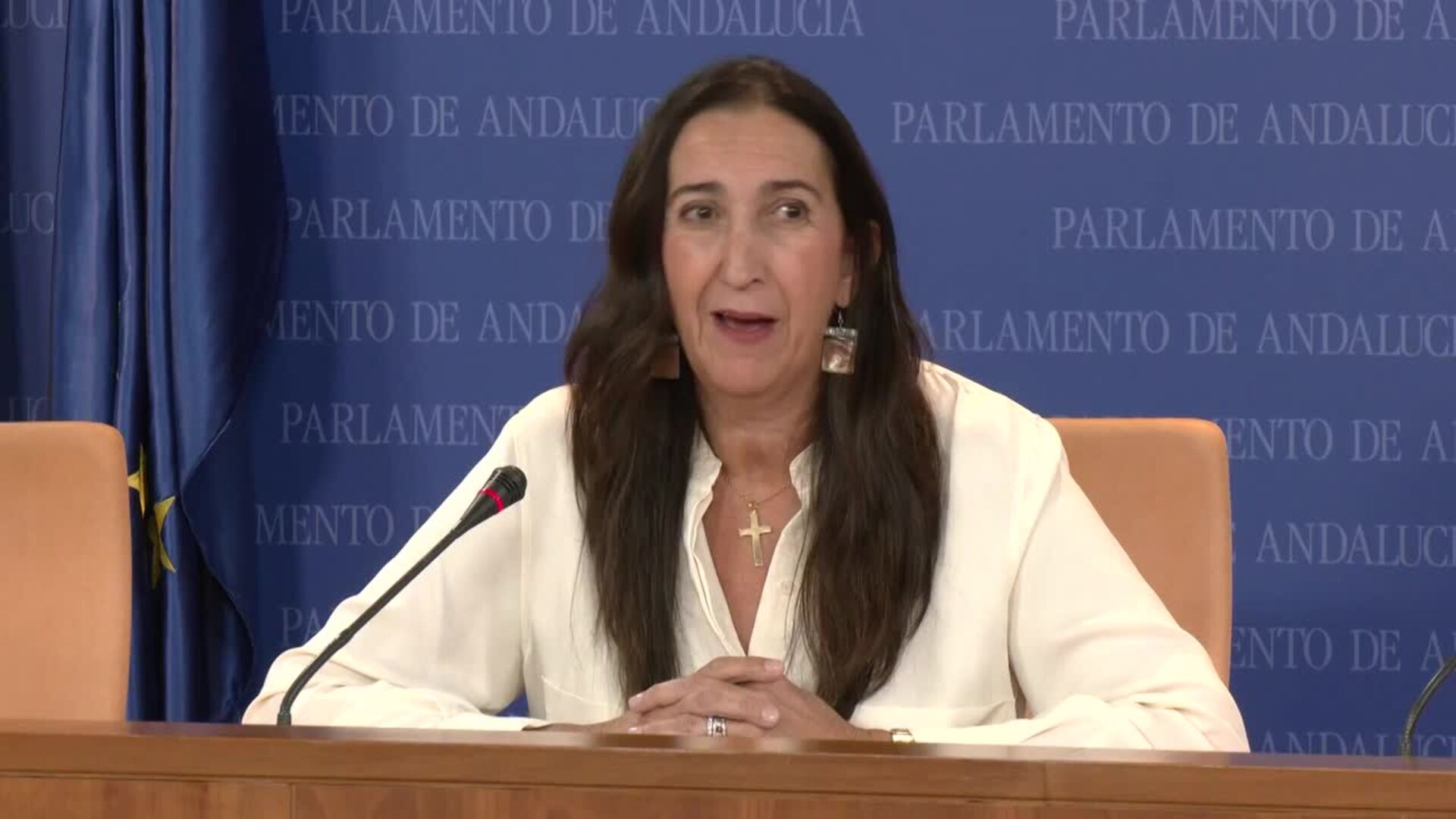 Vox no hablará con el PP "de carteras ni sillones hasta no pactar medidas"