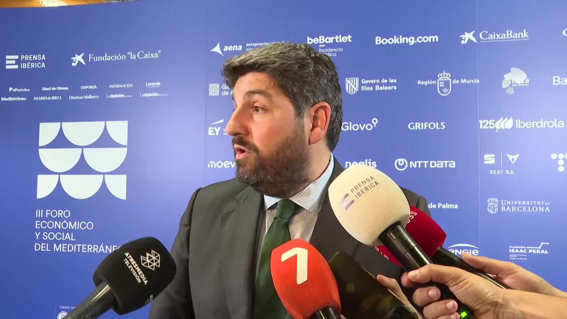 López Miras critica que Zapatero "no ha dado ningún tipo de explicación" en su declaración