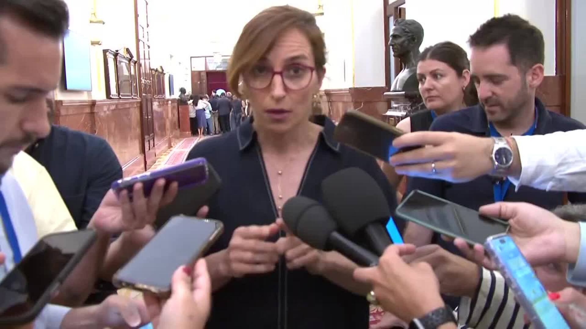 Mónica García dice que la izquierda está "escandalizada" con Zapatero