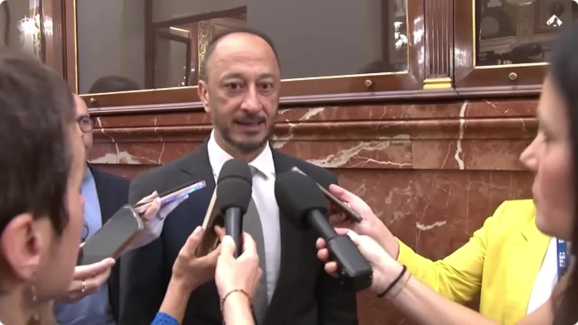 Vicepresidente del Congreso ve las enmiendas de PP y Junts como "una especie de fraude de ley"