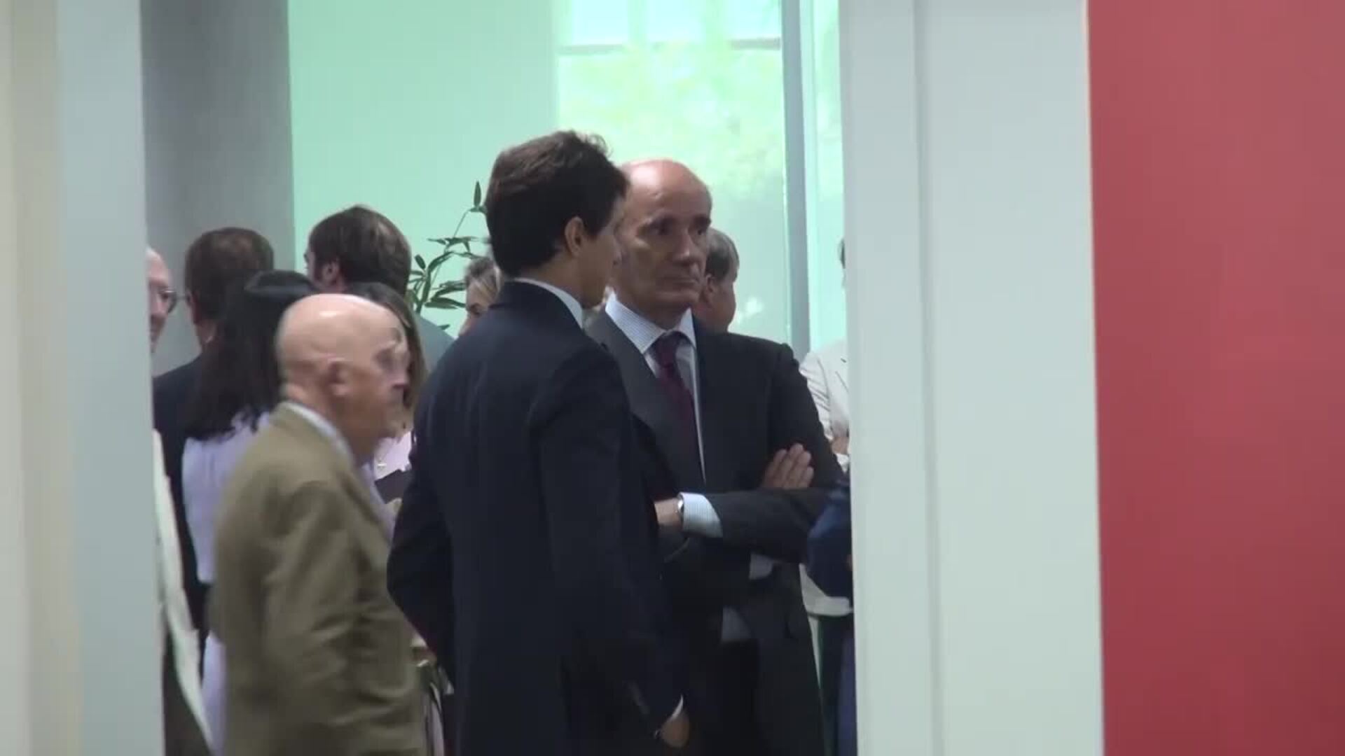 Roca Rey saca a relucir su sonrisa cuando le preguntan por Tana Rivera