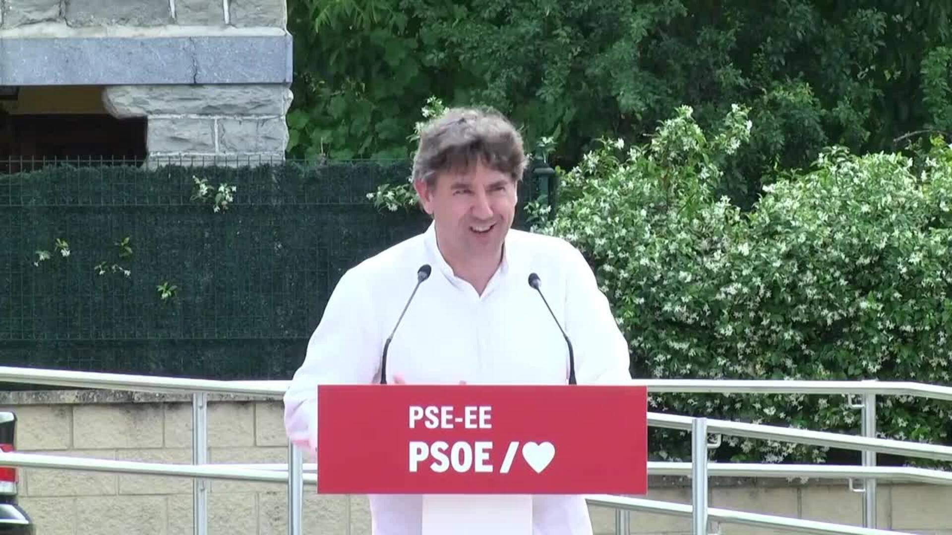 Andueza asegura que los socialistas siguen "con la conciencia tranquila" y el ánimo "intacto"