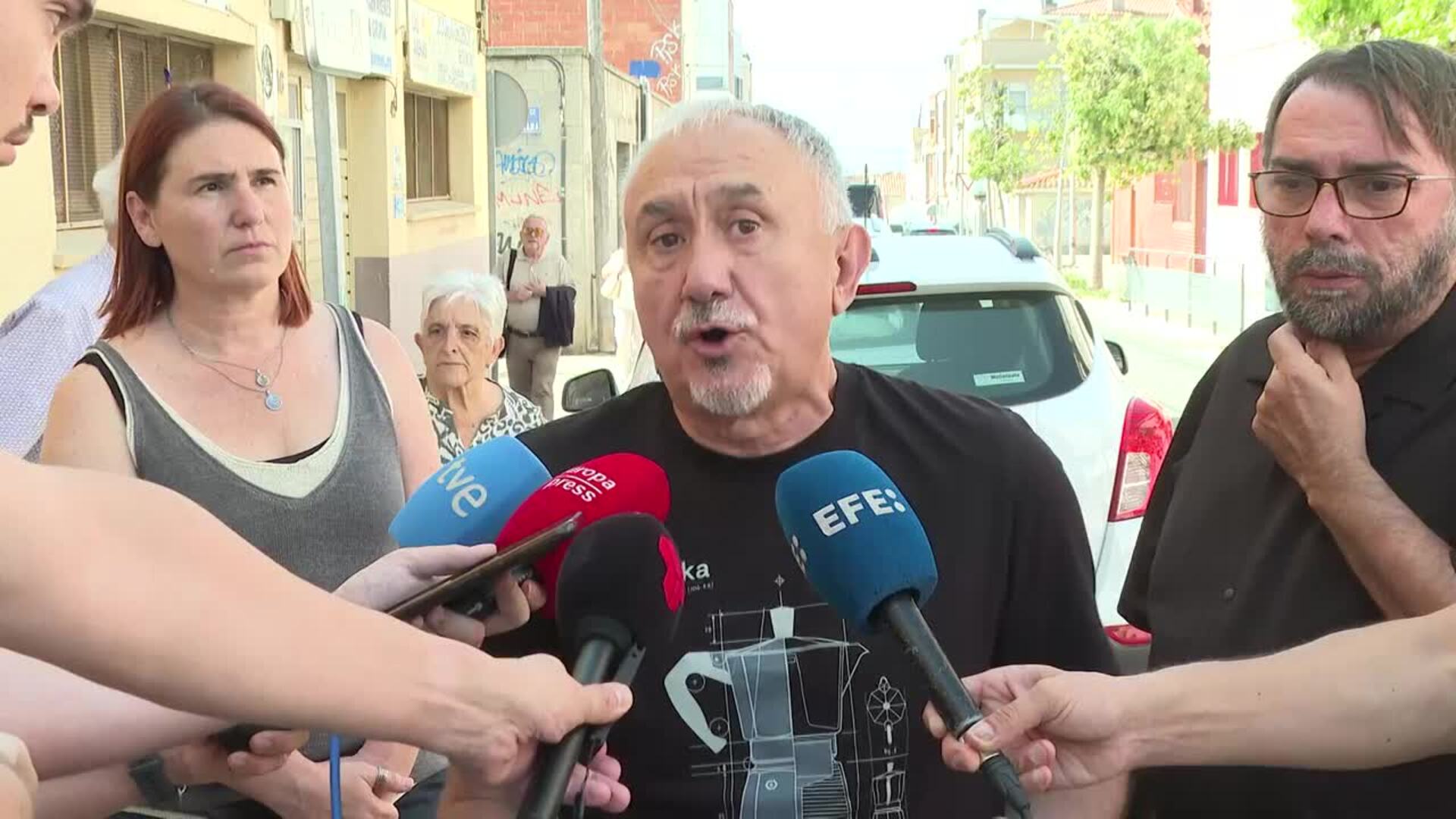 Álvarez (UGT) confía en la inocencia de Zapatero y pide respetar los procesos judiciales