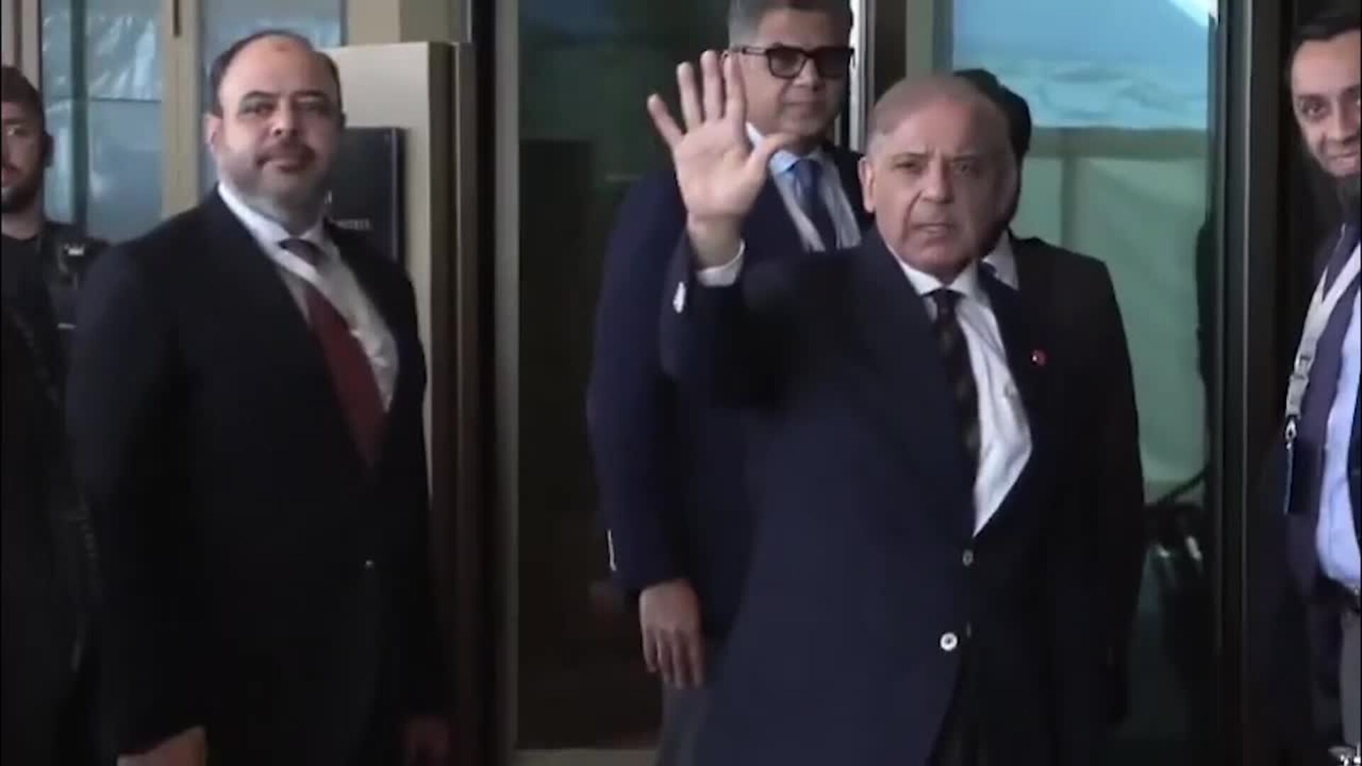 Irán y EEUU concluyen la primera ronda de negociaciones con "avances alentadores"