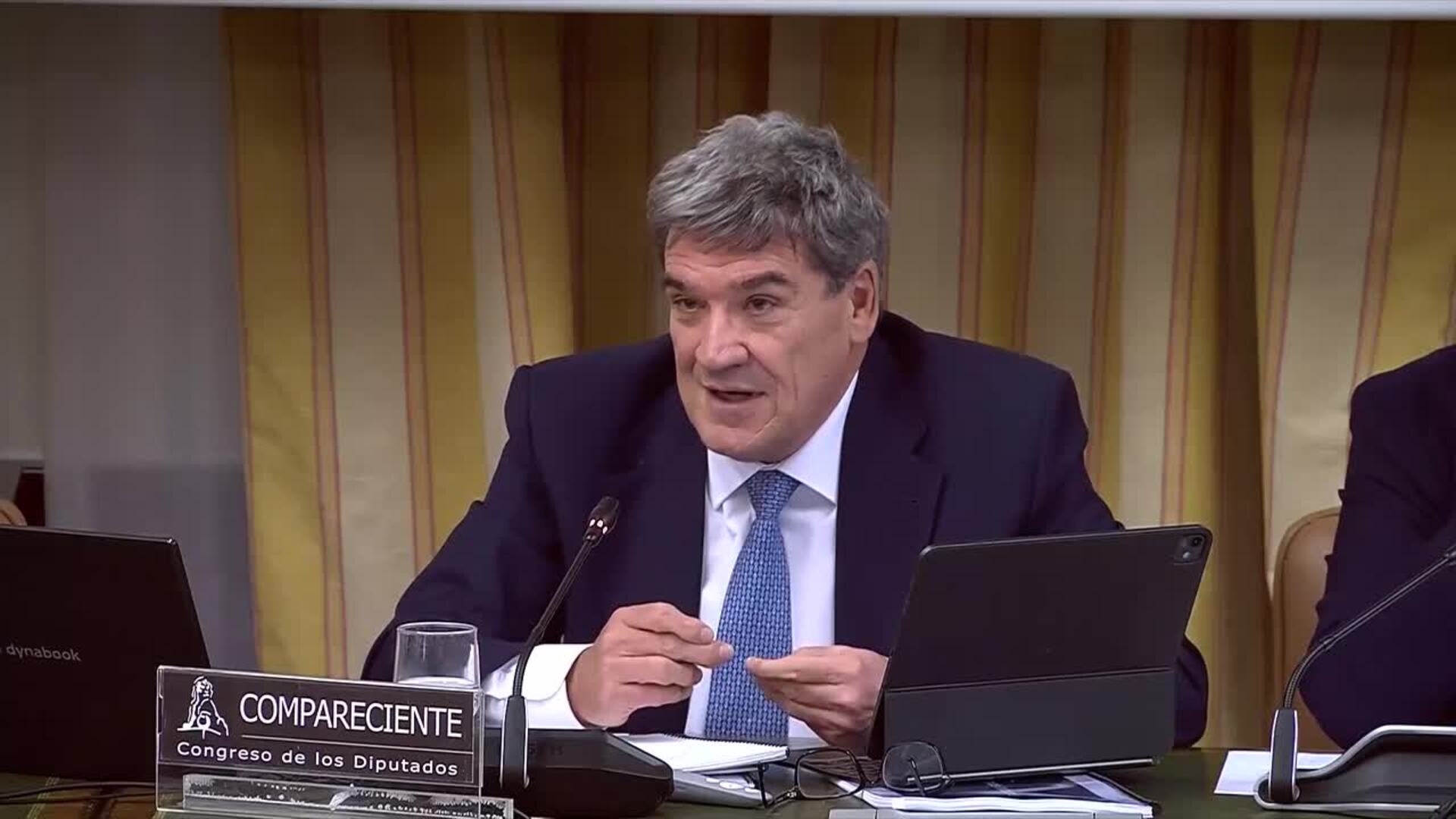 Escrivá admite una reunión con Zapatero, pero recalca que Plus Ultra cumplía para el rescate