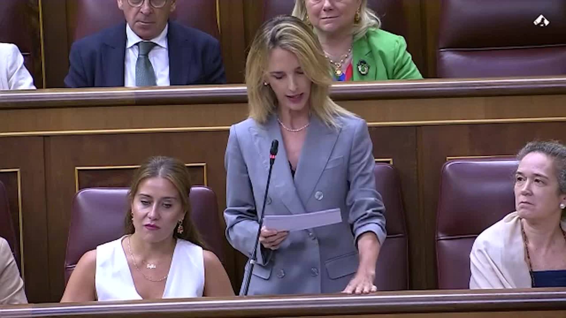 Albares elude aclarar si aún ve a Zapatero "un faro moral"