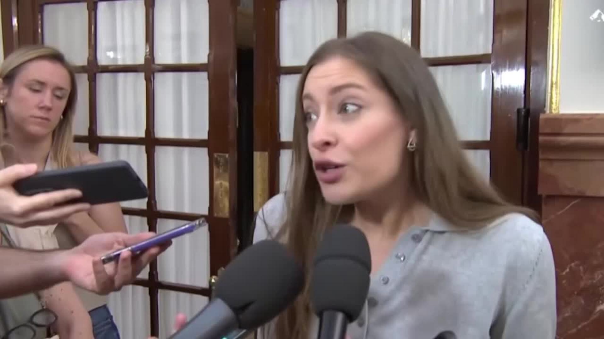 Ester Muñoz dice que Sánchez "humilló" a los socios porque "sabe" que no le dejarán caer