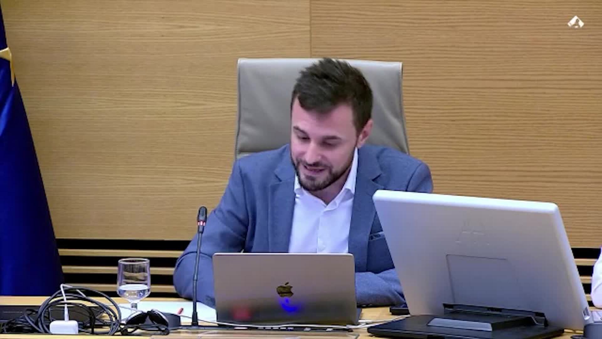 El Gobierno aclara que "todos" los migrantes regularizados carecen de antecedentes penales