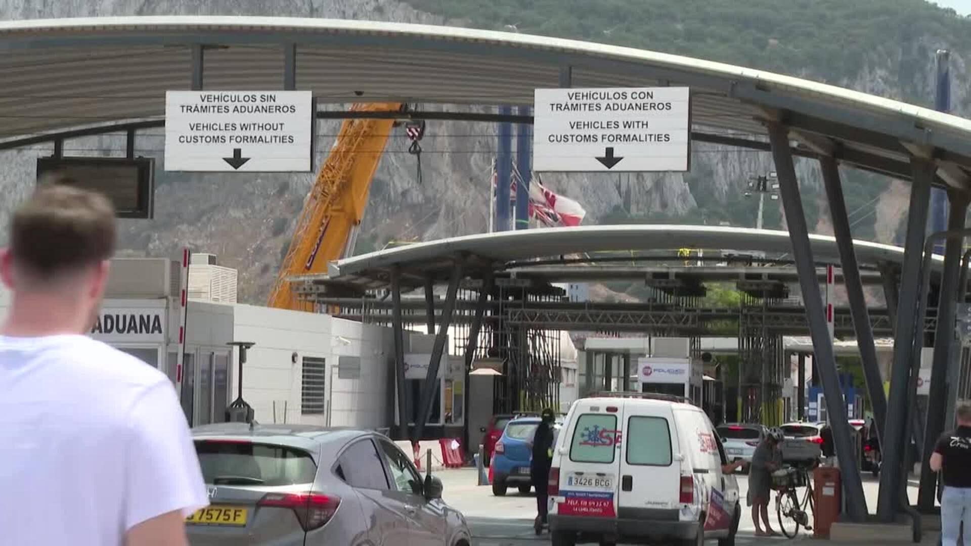 Hacienda saca a Gibraltar de la lista de paraísos fiscales e incorpora a Rusia