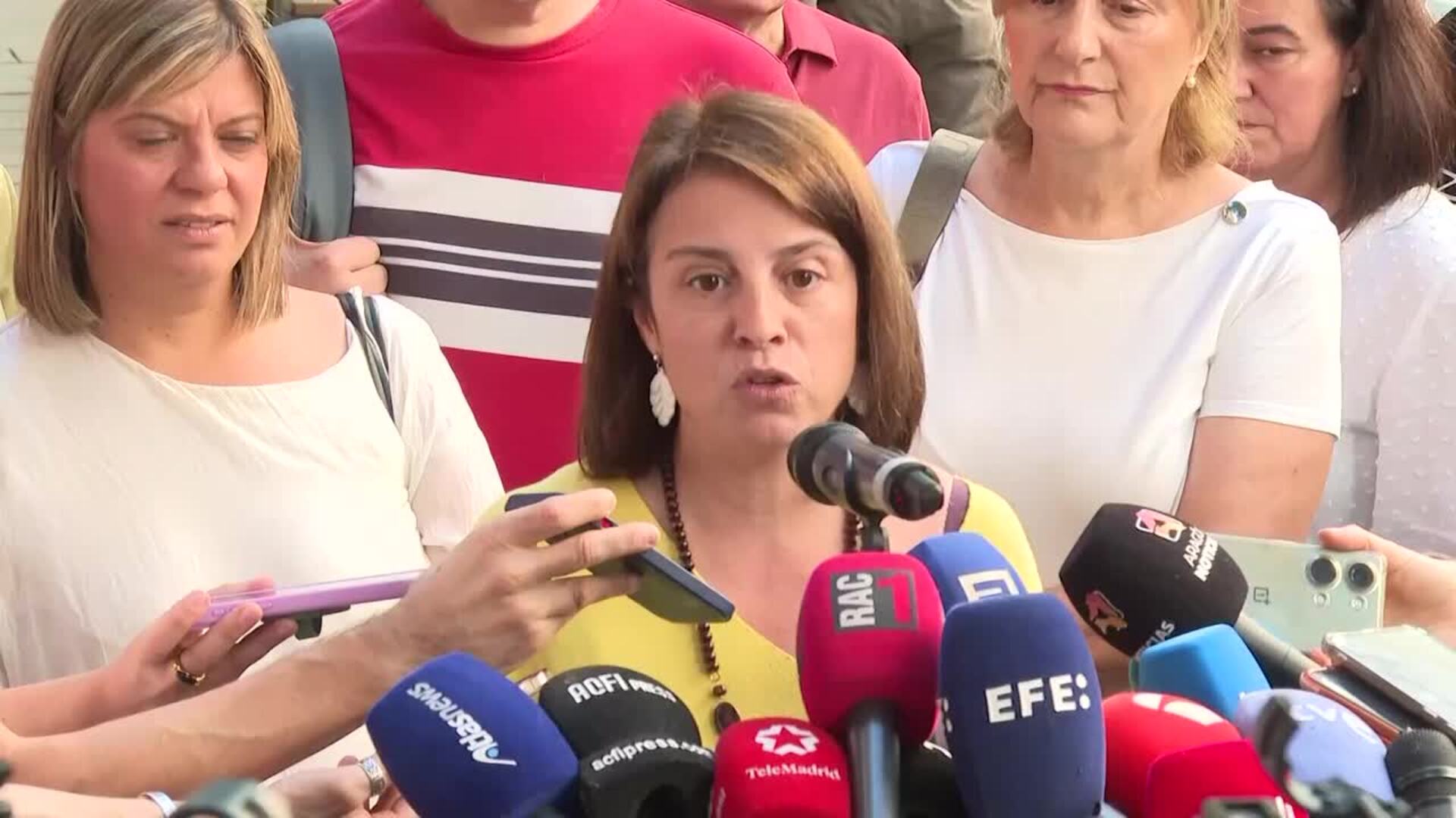 Lastra pide a socialistas que "la corrupción y traición que han sufrido no robe la esperanza"