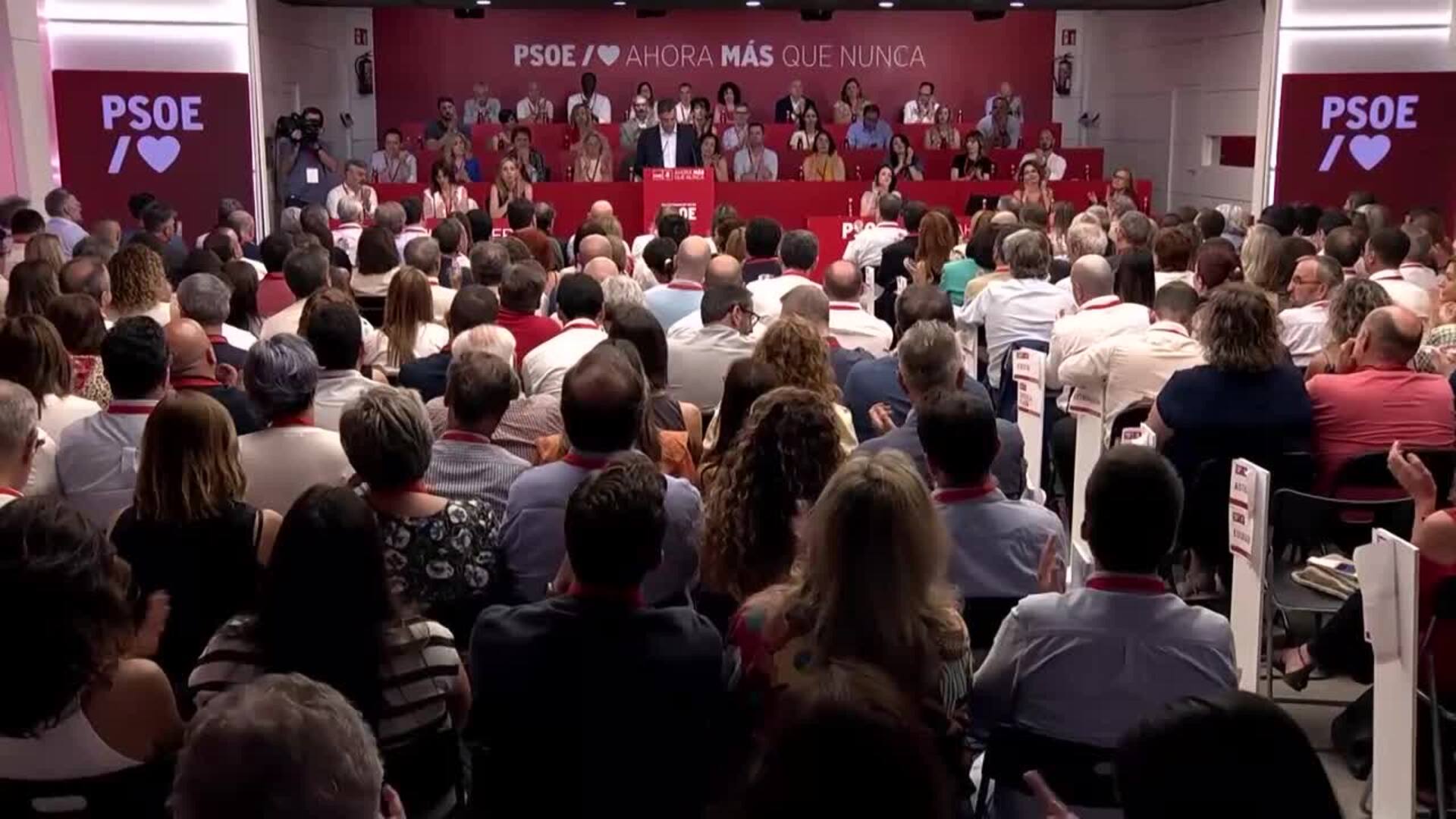 Sánchez denuncia el "atropello" a los derechos fundamentales de Zapatero