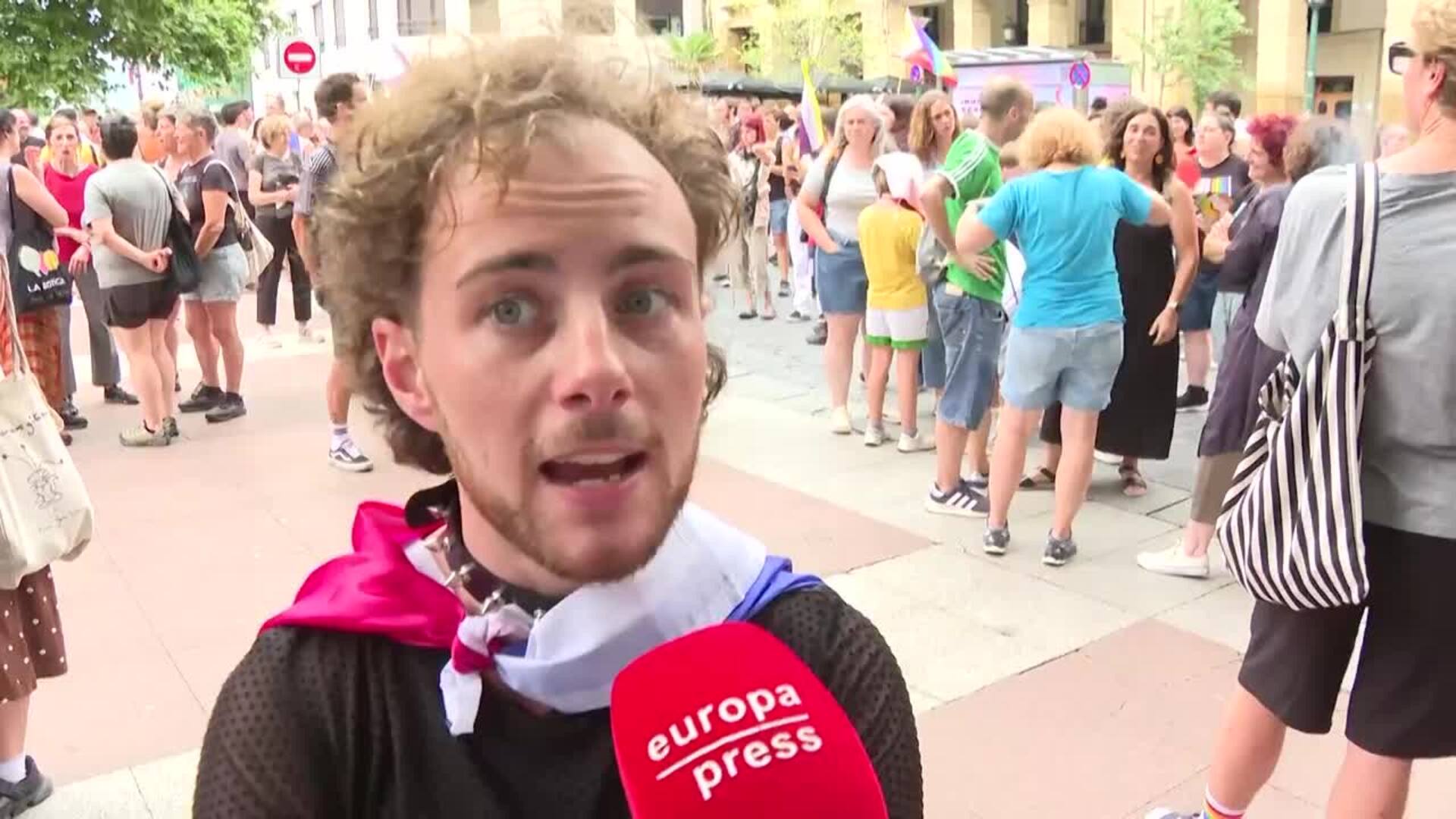 Las celebraciones por el Día del Orgullo recorren las calles de numerosas ciudades españolas
