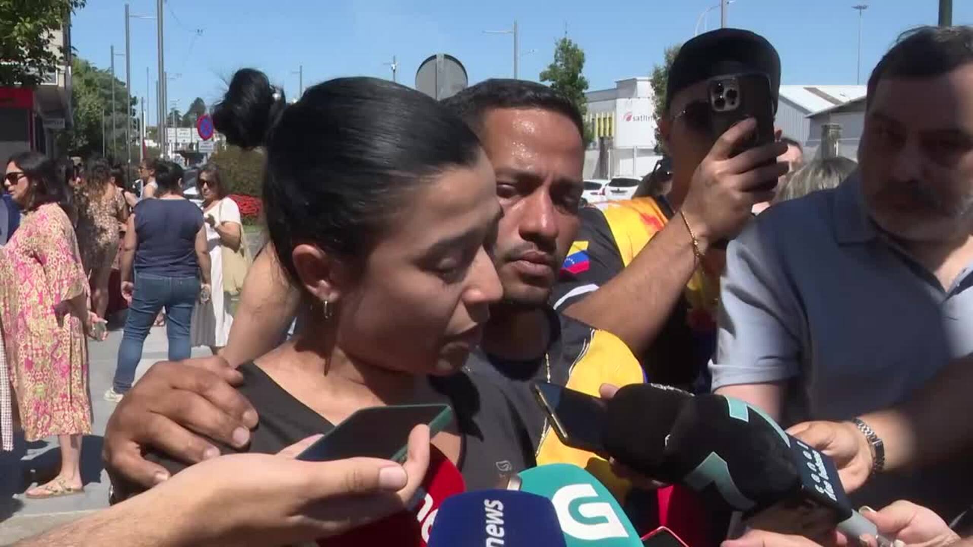 Una joven venezolana residente en Marín: "Mi familia estaba en un edificio que se derrumbó"