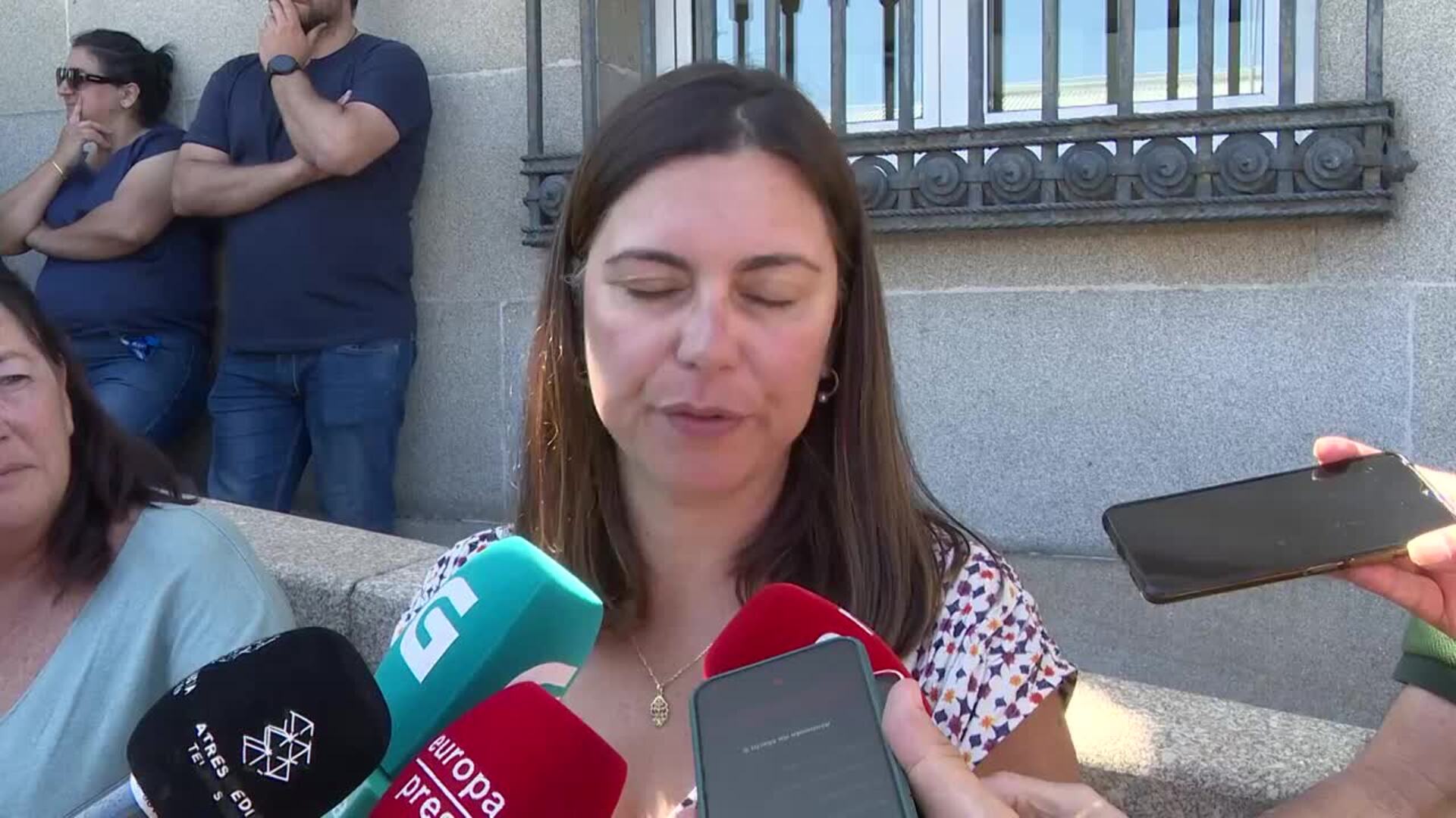 Urgen maquinaria de desescombro donde creen que está la familia residente en Marín desaparecida
