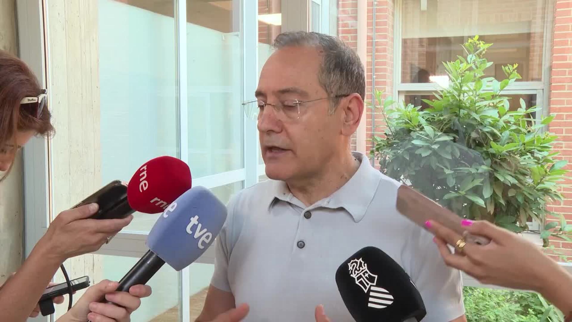 Educación propone un decreto de horarios en la negociación con los profesores