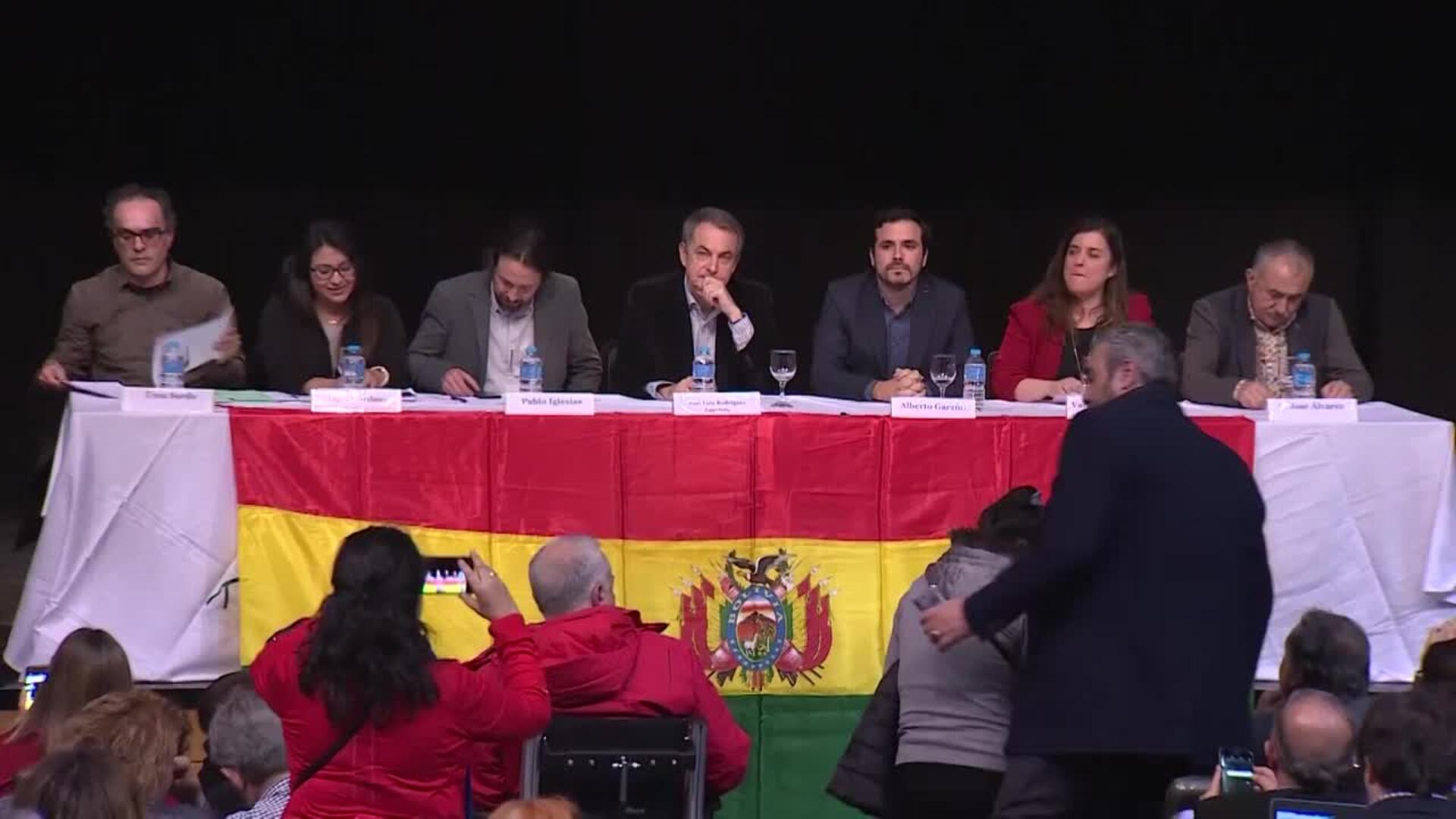 El Senado de Bolivia crea una comisión para investigar las "presuntas influencias" de Zapatero