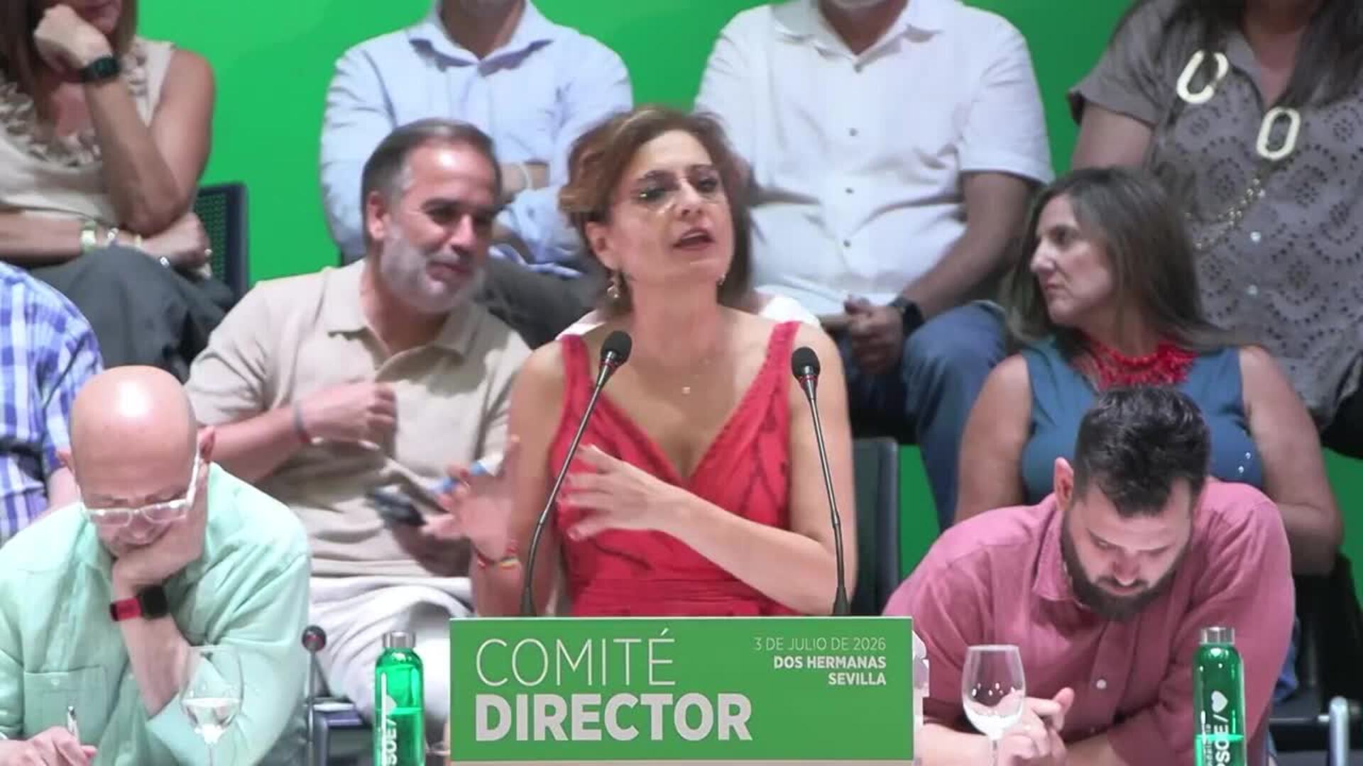 Montero asegura que "estará enfrente del PP" contra la corrupción