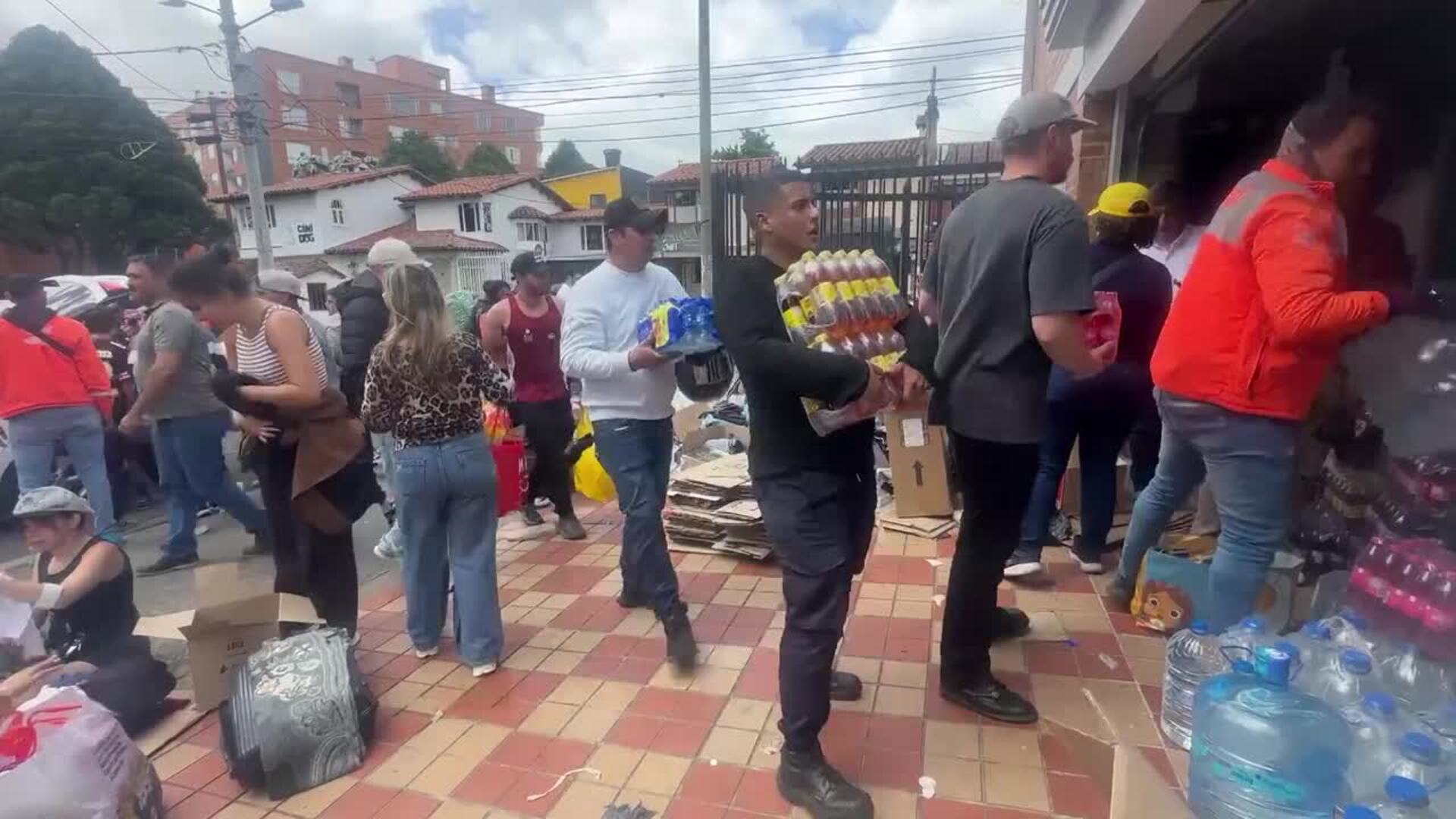 Los terremotos en Venezuela dejan 32 españoles muertos y 2.645 fallecidos