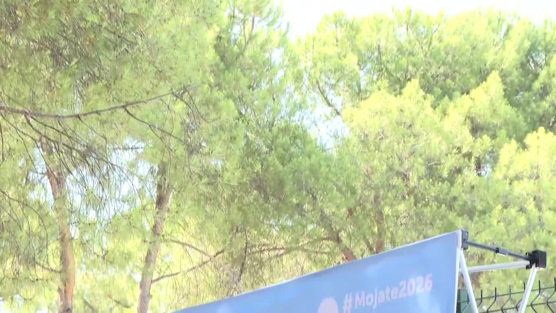 ‘Mójate por la Esclerosis Múltiple’ llega a la piscina de La Elipa para dar visibilidad